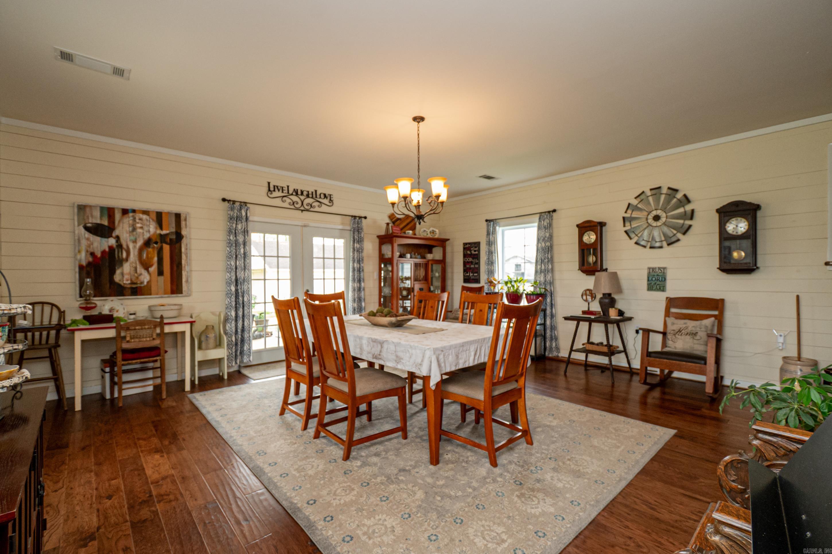 712 Us Highway 63  Warren, AR