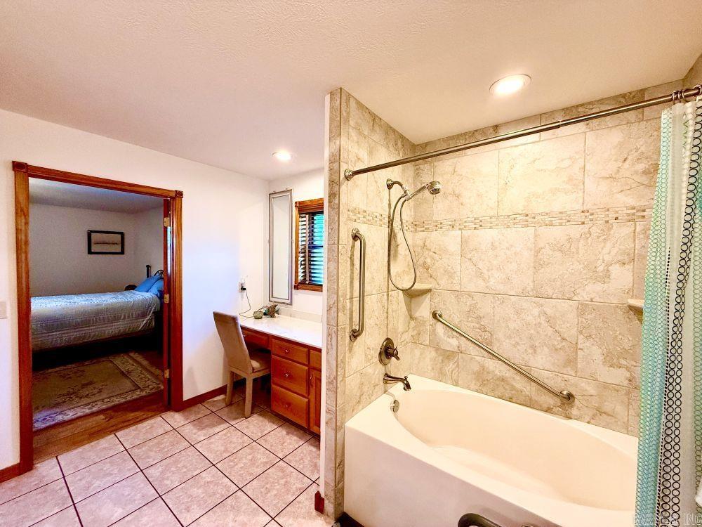 10019 Promise Land Road Mountain Home, AR 72653