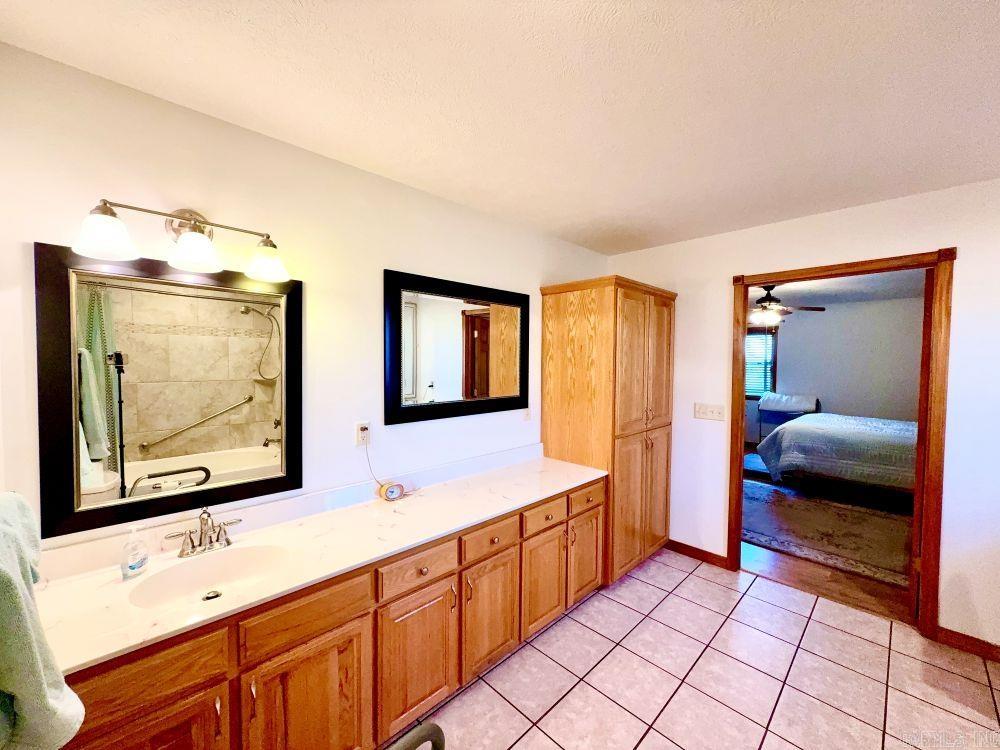 10019 Promise Land Road Mountain Home, AR 72653