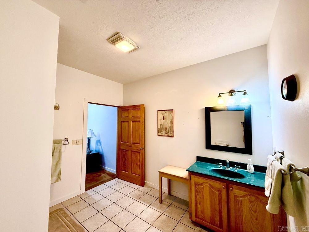 10019 Promise Land Road Mountain Home, AR 72653