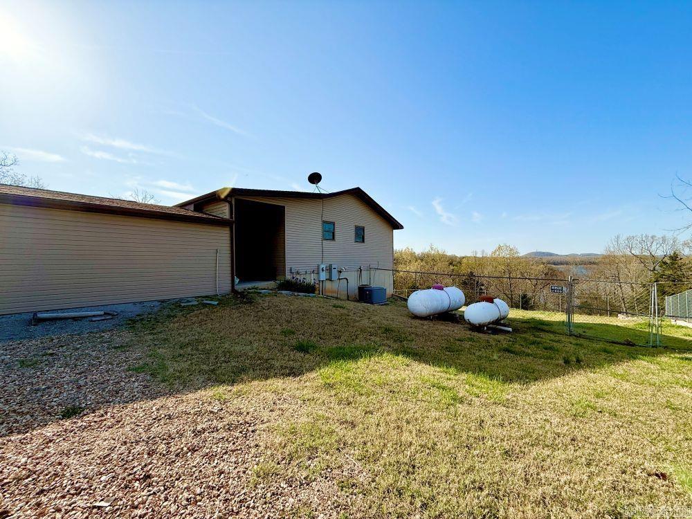 10019 Promise Land Road Mountain Home, AR 72653