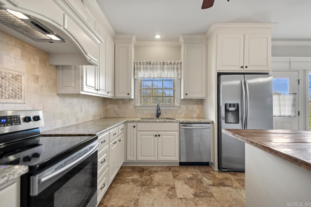 3501 Lake Norrell Drive Alexander, AR 72002