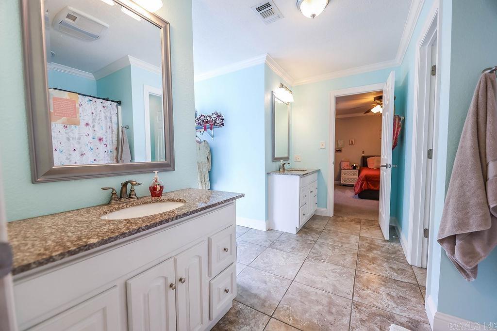 120 Meadow Hills Dr El Dorado, AR 71730