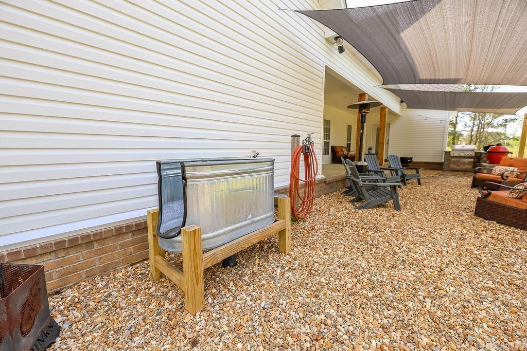 120 Meadow Hills Dr El Dorado, AR 71730