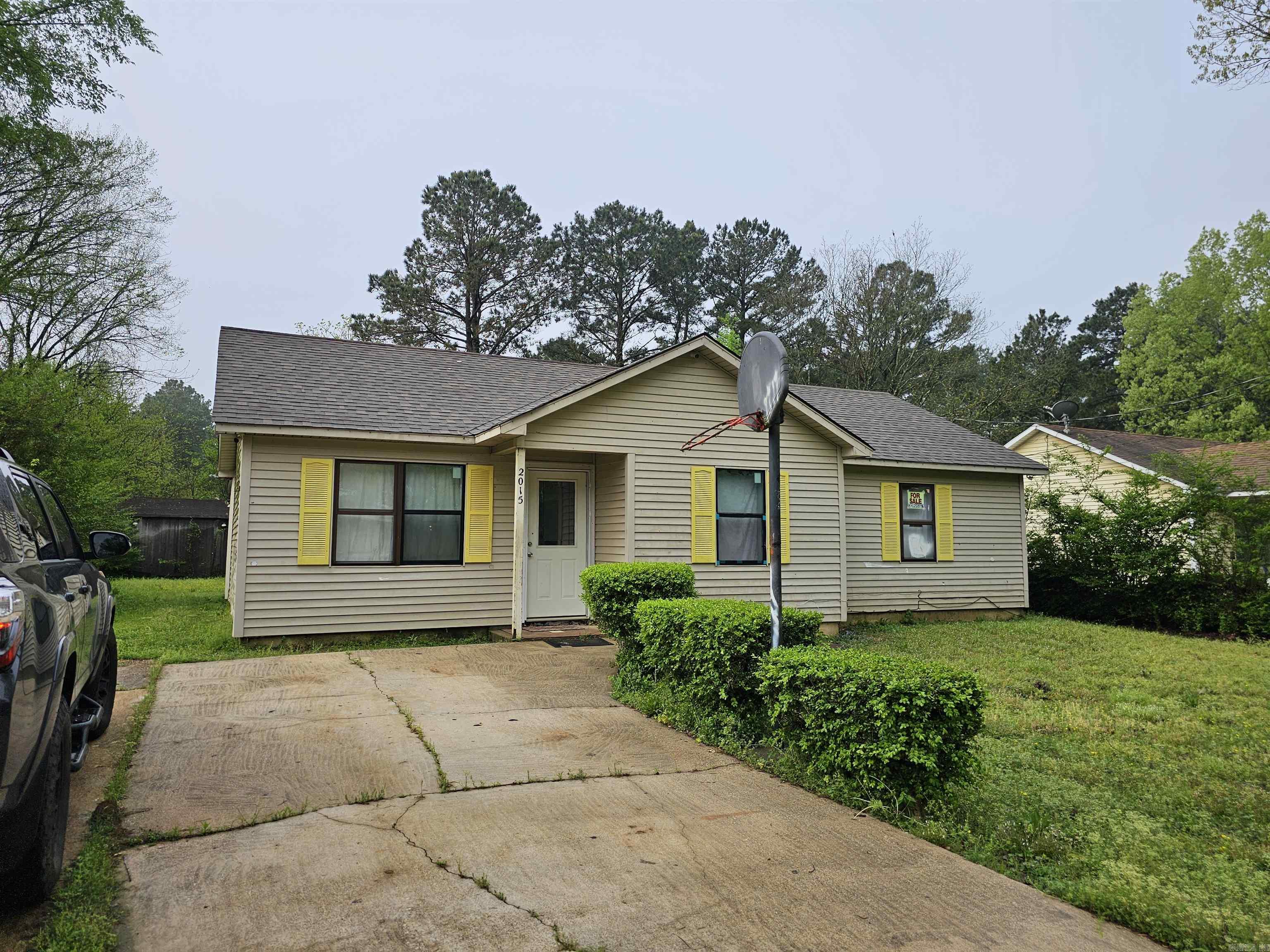2015 W Ave E Hope, AR 71801