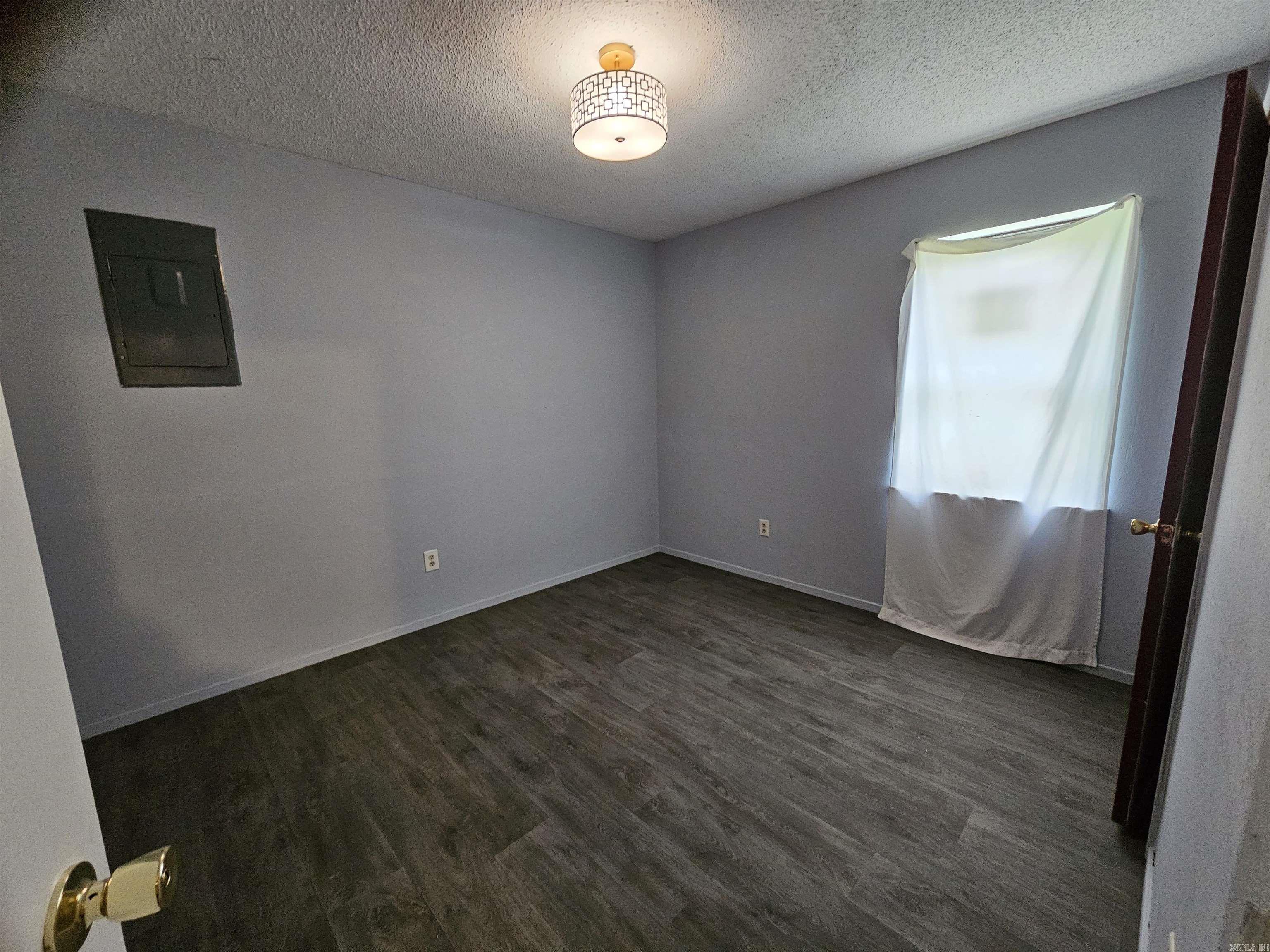 2015 W Ave E Hope, AR 71801