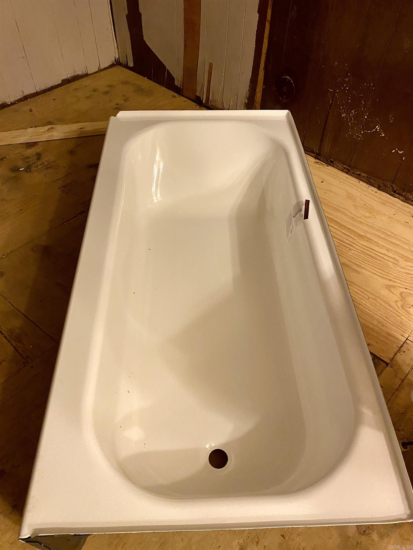 1582 County Road 2305  Hartman, AR