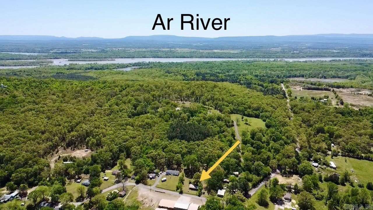 1582 County Road 2305  Hartman, AR