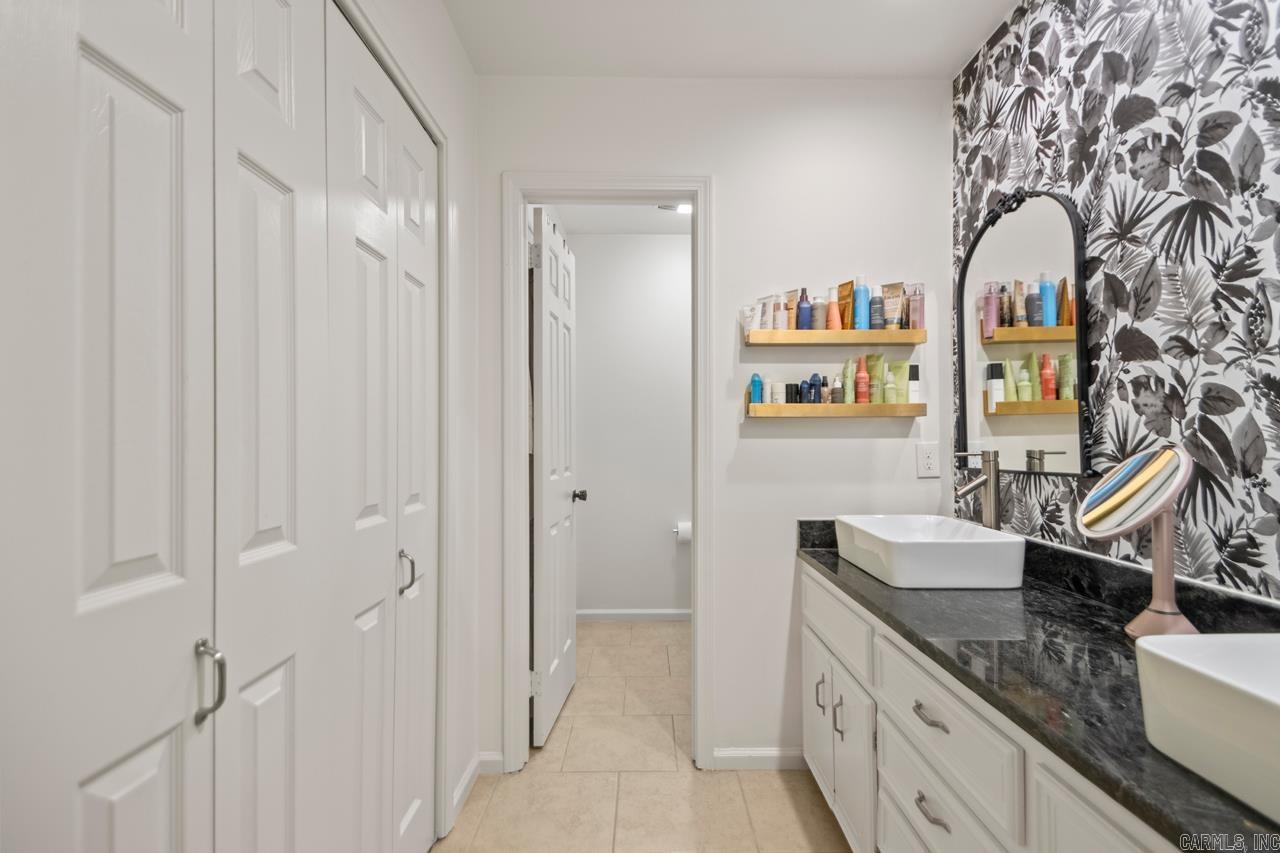 518 Cambridge Place Little Rock, AR 72227