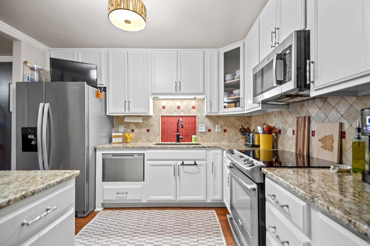 518 Cambridge Place Little Rock, AR 72227