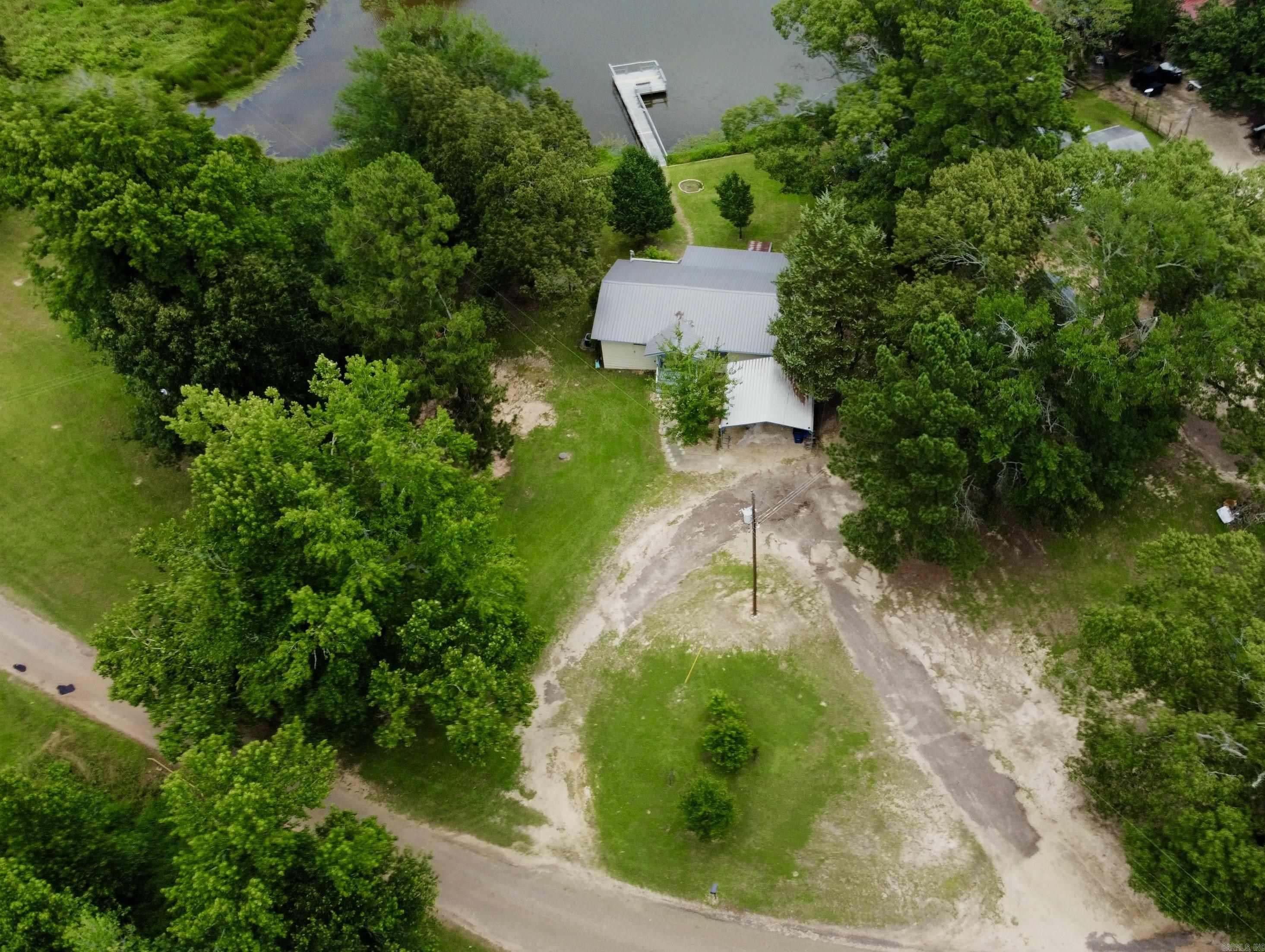 210 Omaha Dr.  Omaha, TX