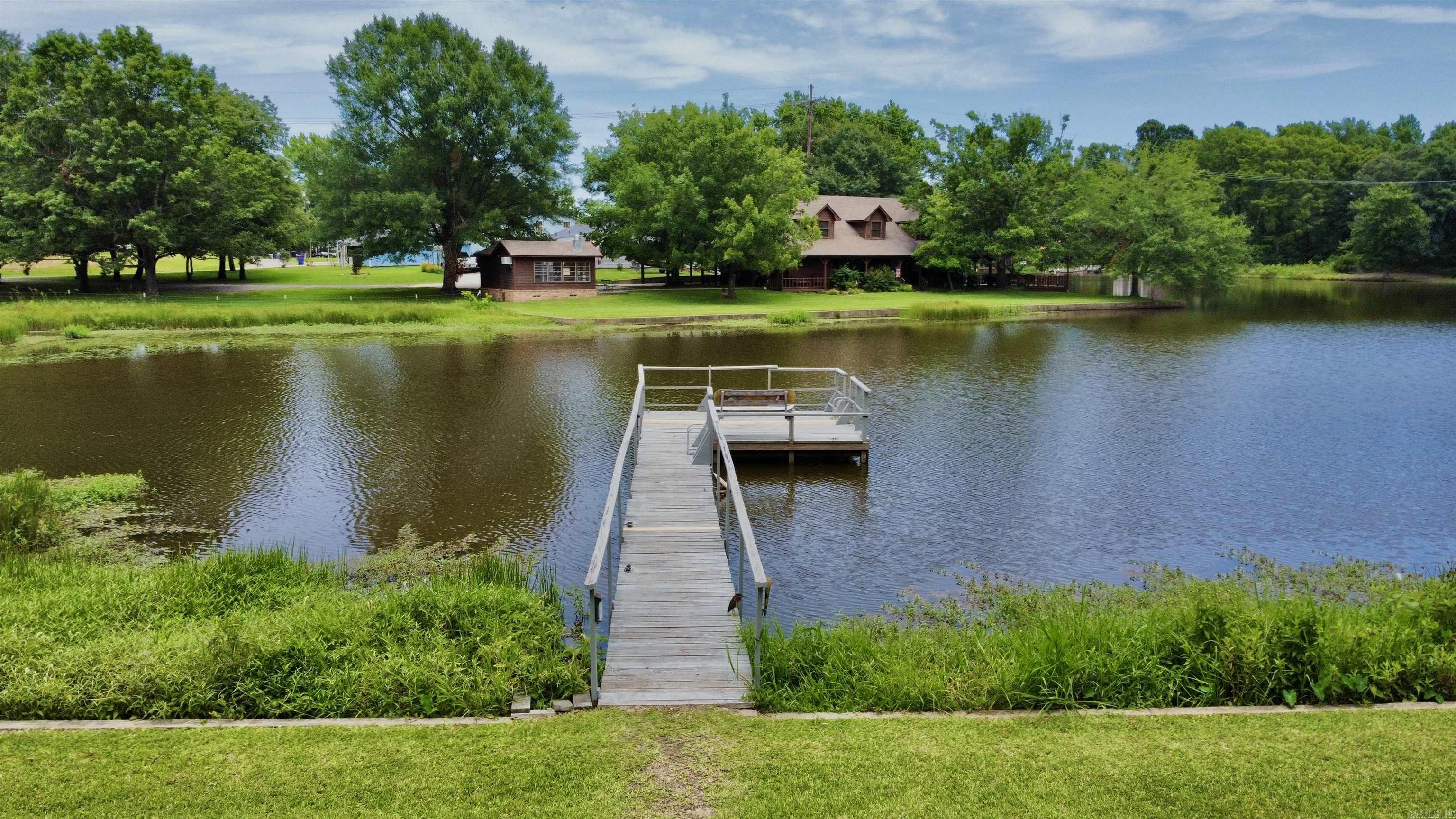 210 Omaha Dr.  Omaha, TX