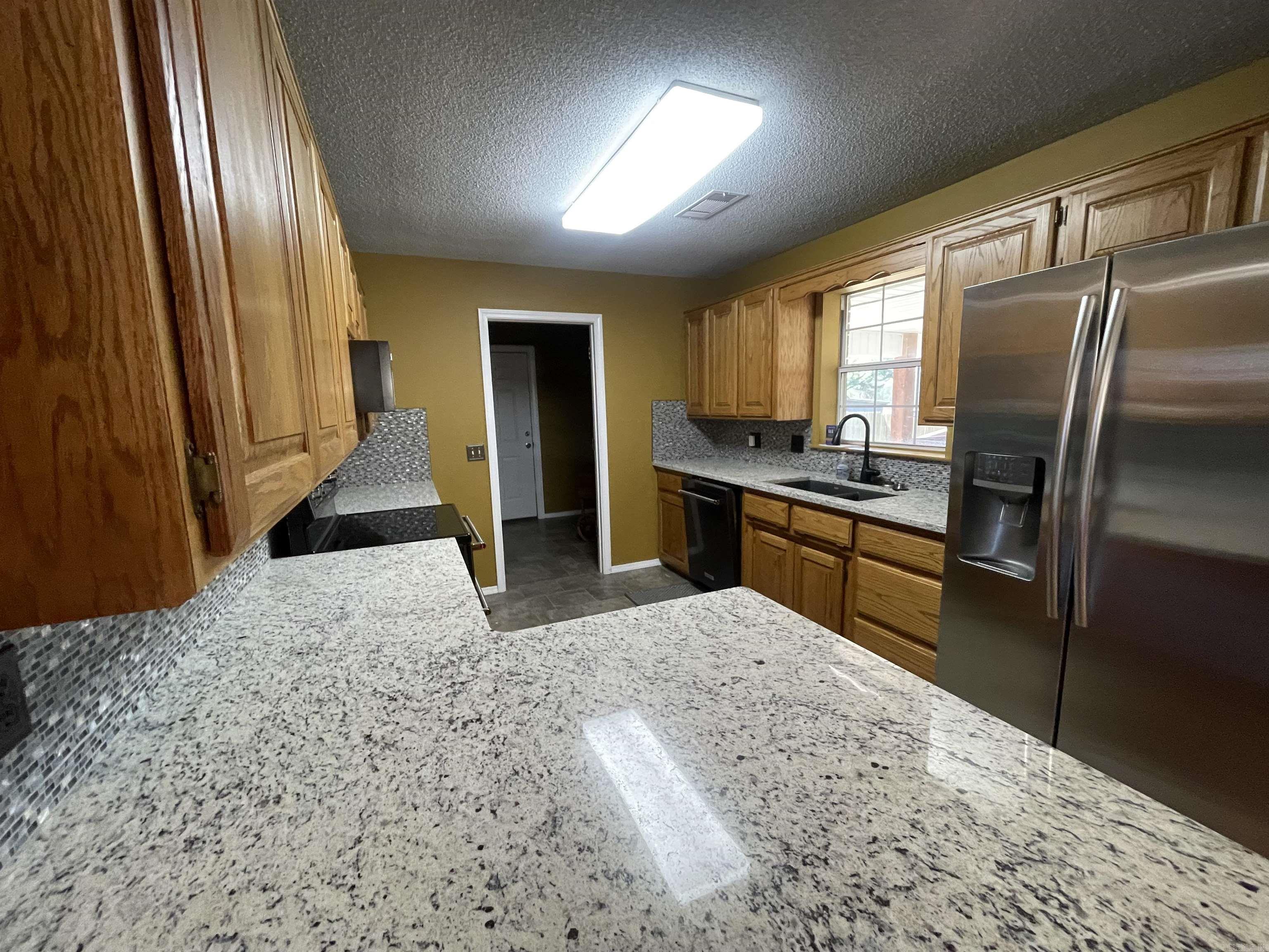 20 Shamrock  Clarksville, AR