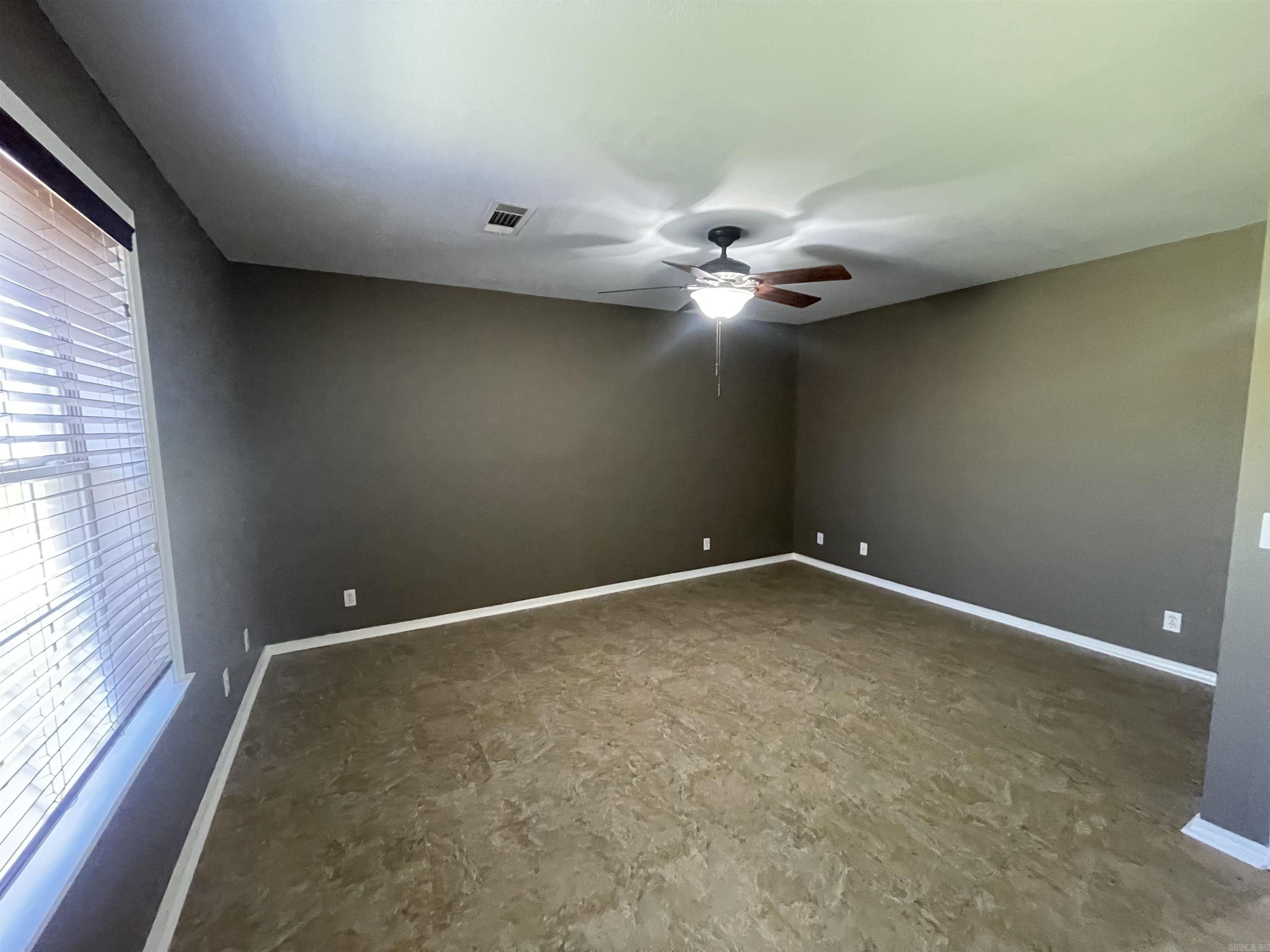 20 Shamrock  Clarksville, AR