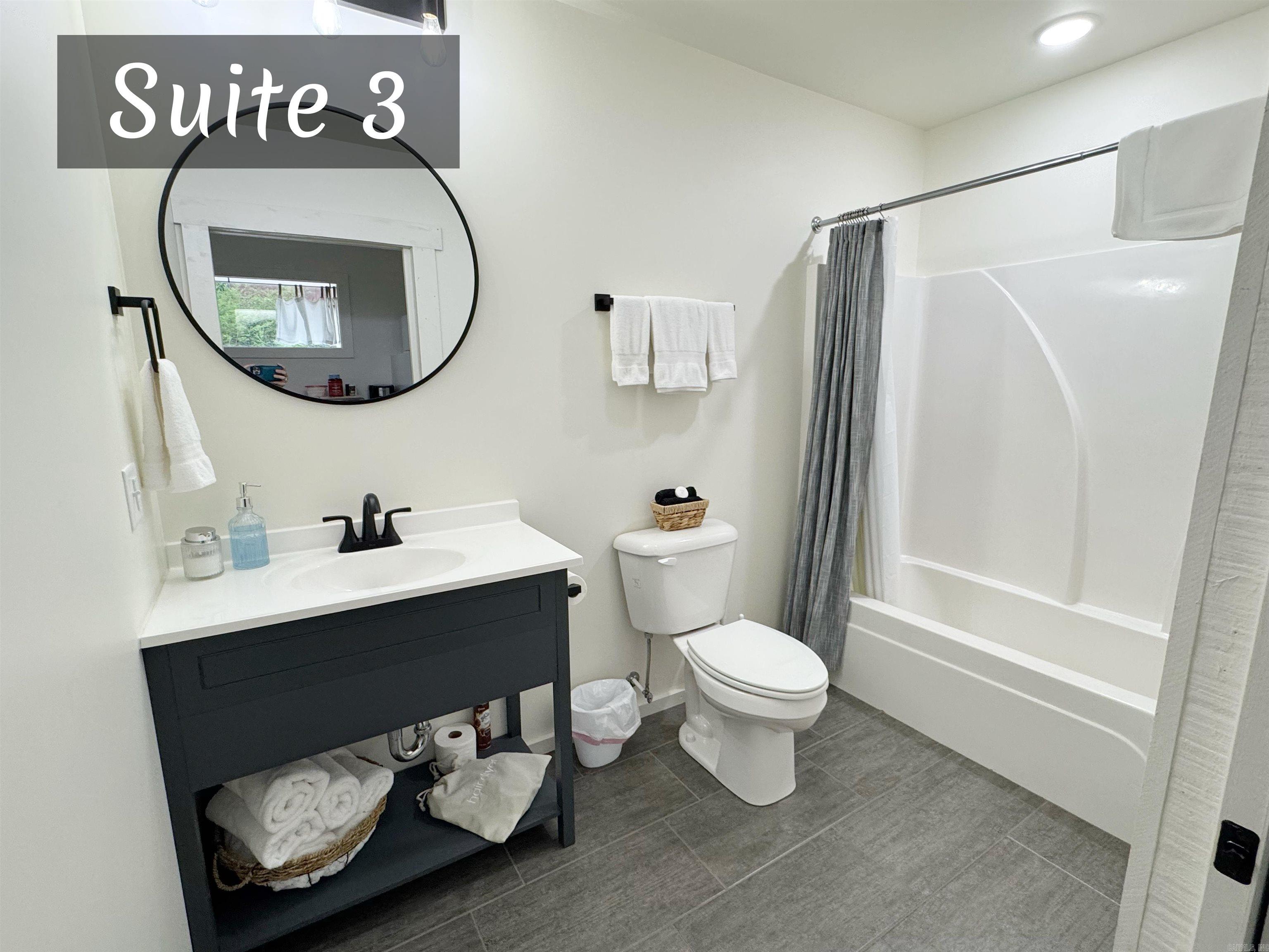 263 Jimmy Driftwood Pkwy  Mountain View, AR