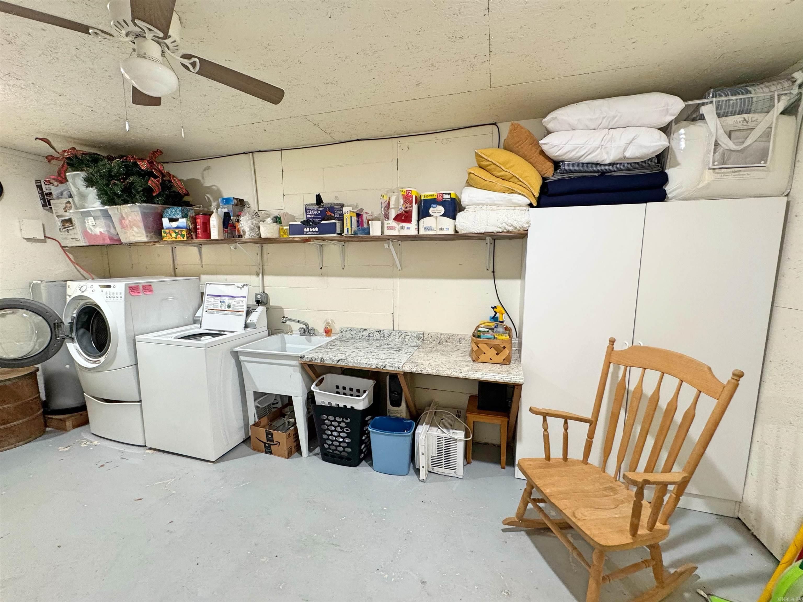 263 Jimmy Driftwood Pkwy  Mountain View, AR