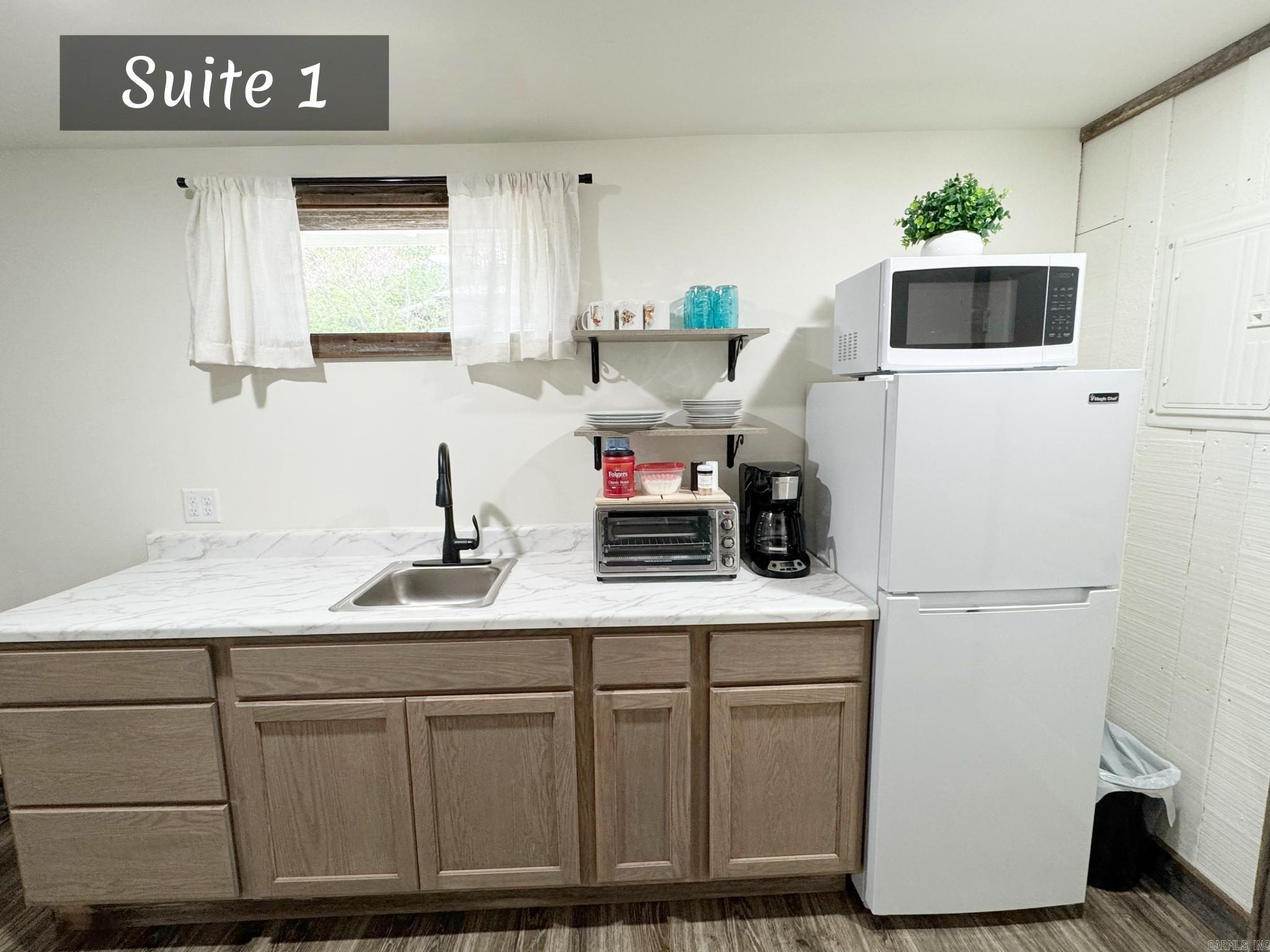 263 Jimmy Driftwood Pkwy  Mountain View, AR