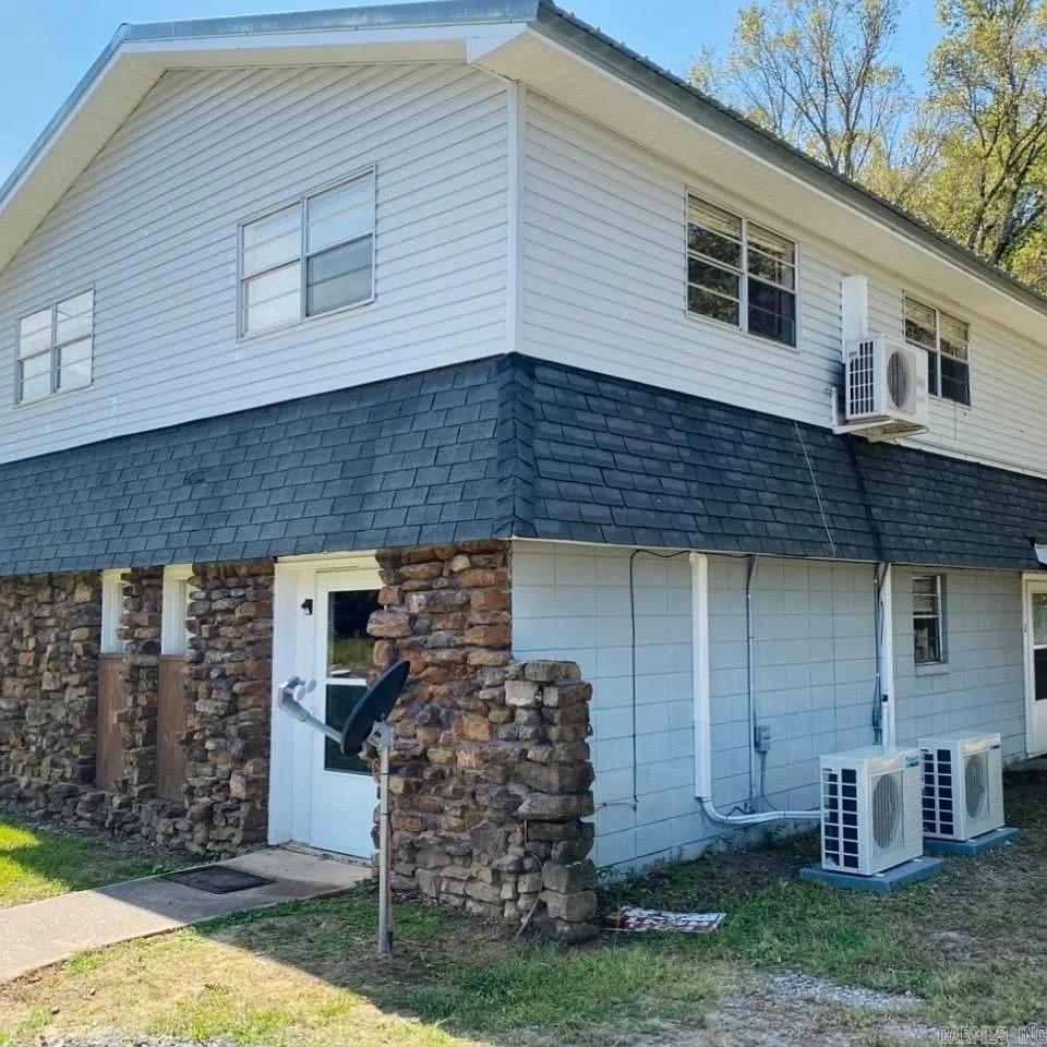 2447 Highway 9  Morrilton, AR