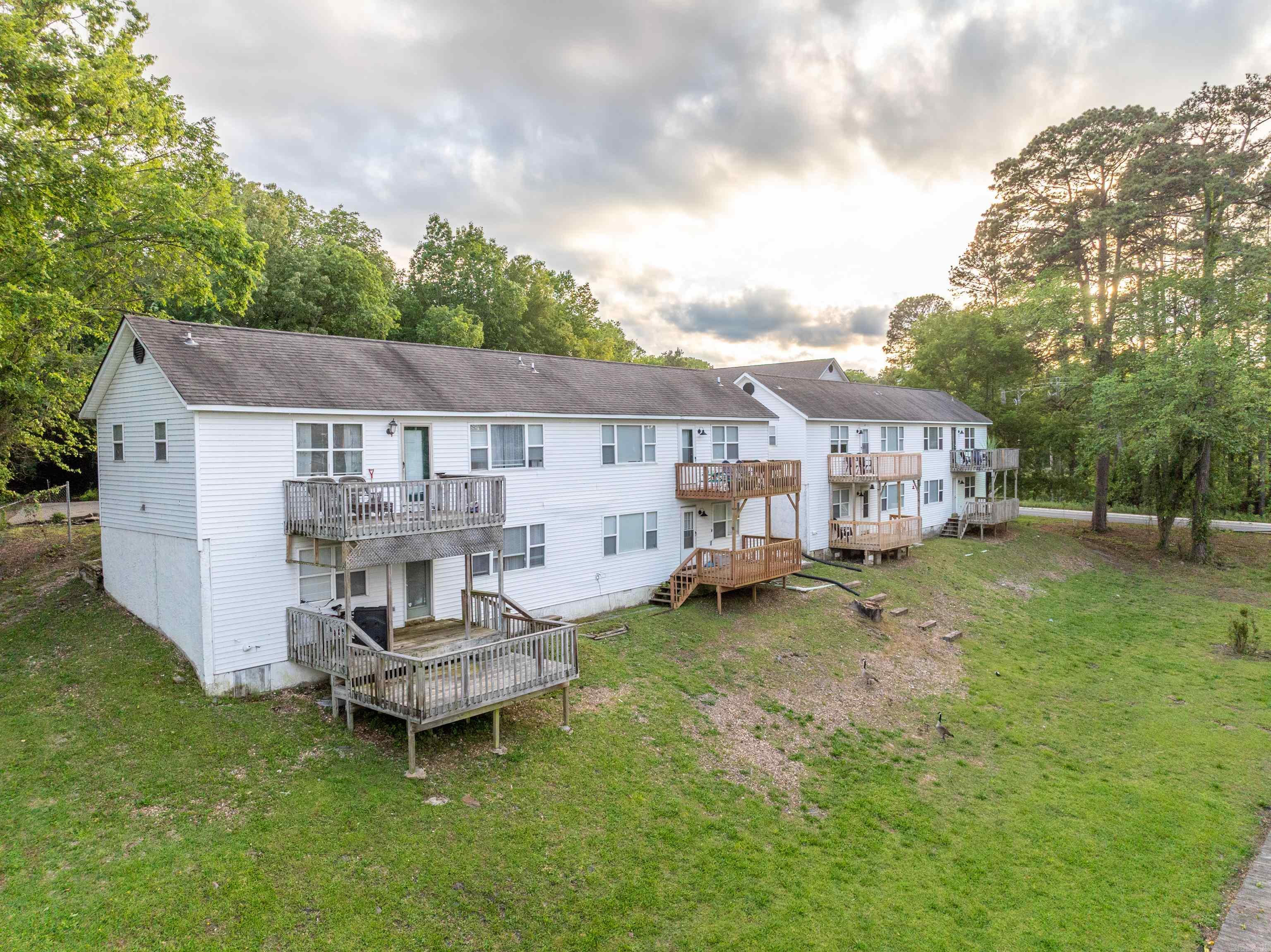 110-113 McCurry  Hot Springs, AR