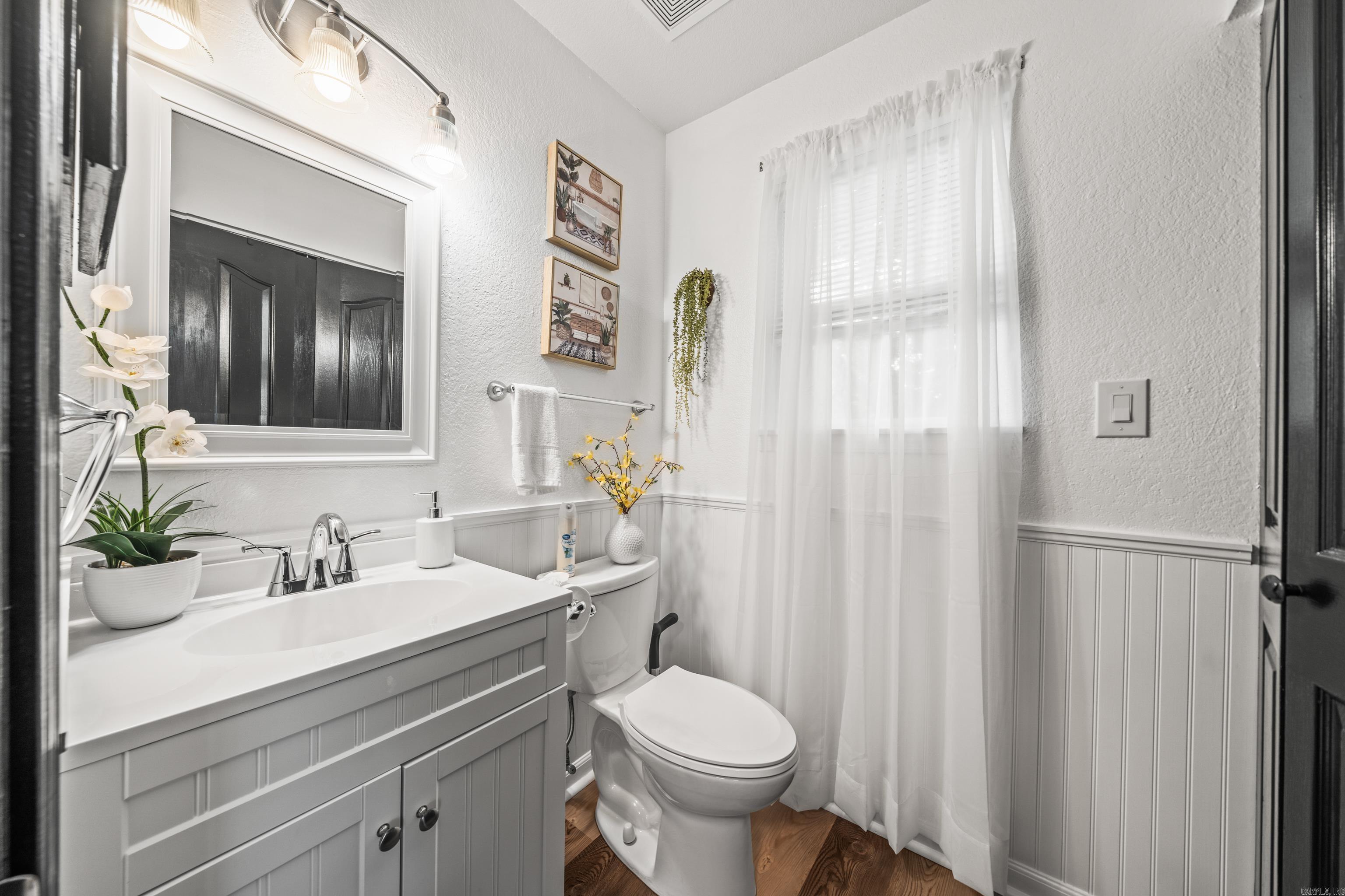 110-113 McCurry  Hot Springs, AR