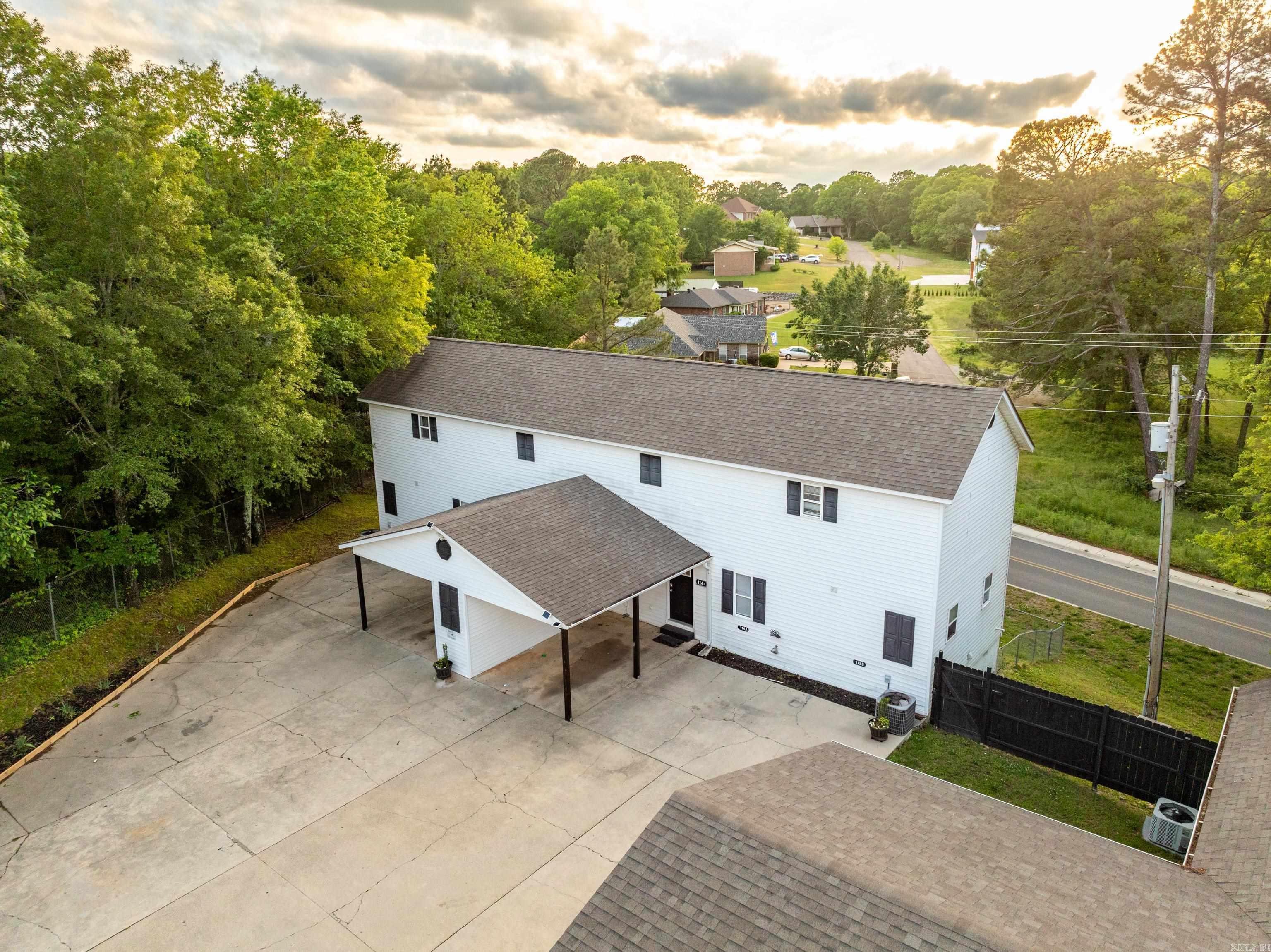 110-113 McCurry  Hot Springs, AR