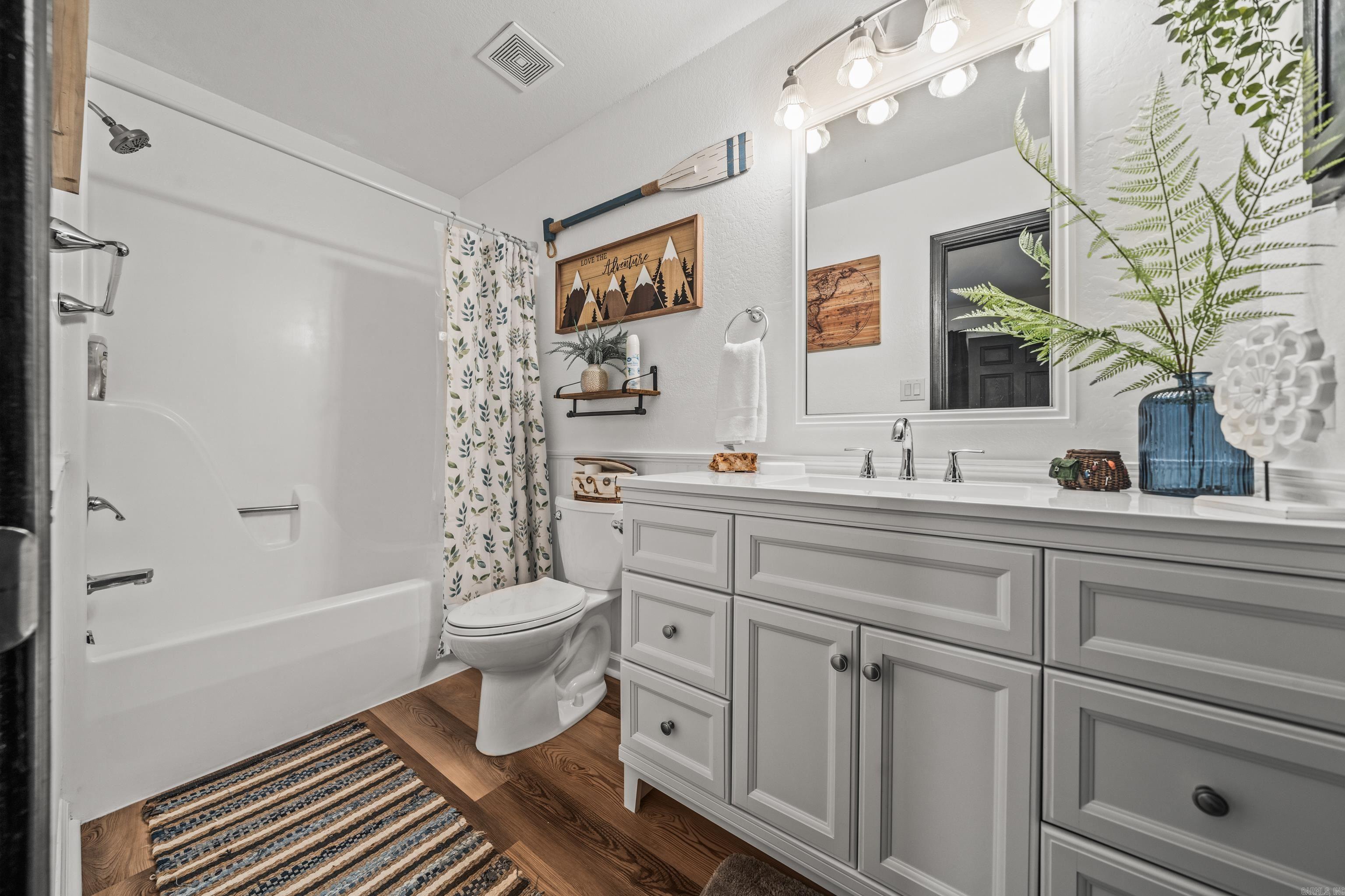 110-113 McCurry  Hot Springs, AR