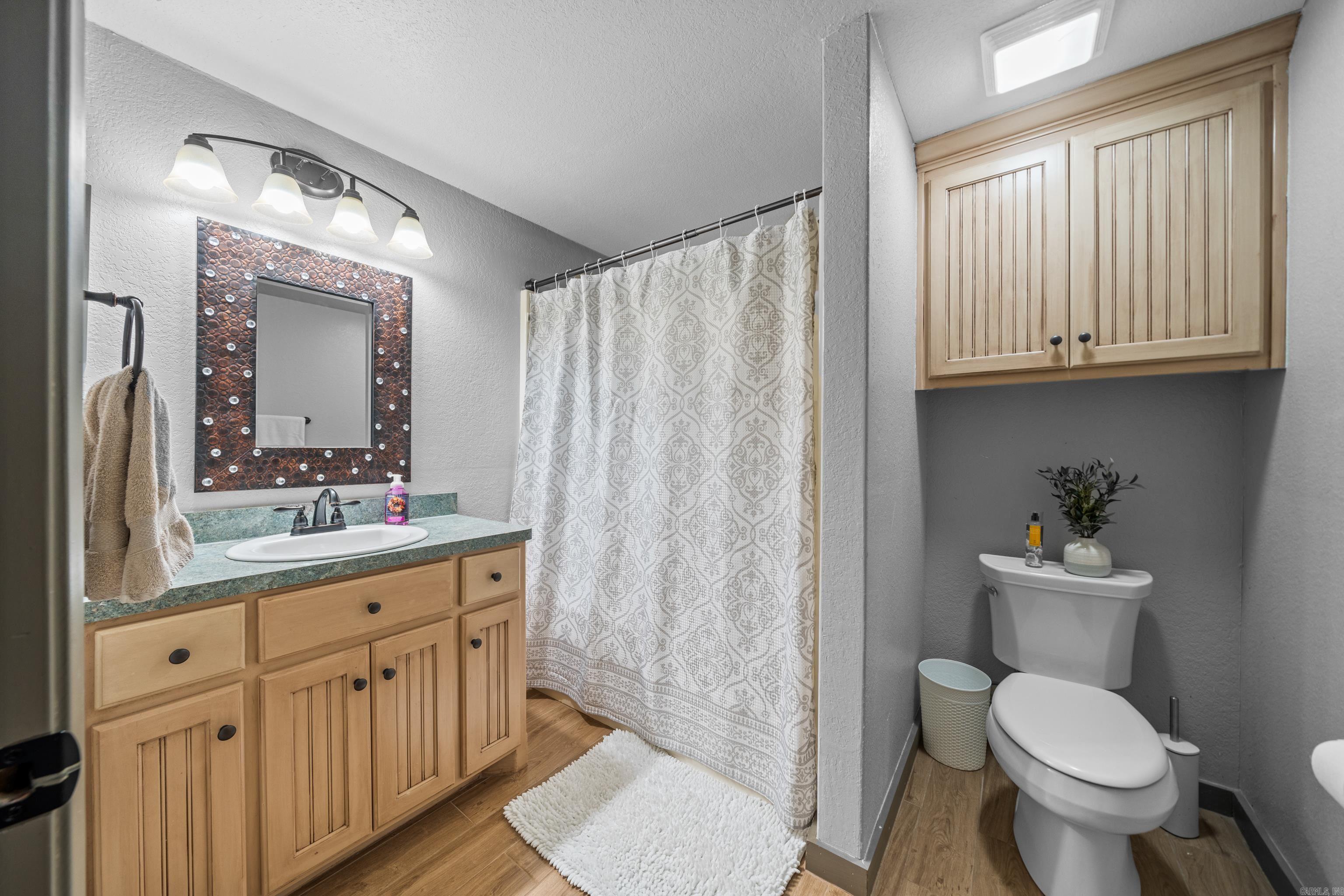 136 Shady Oak  Hot Springs, AR