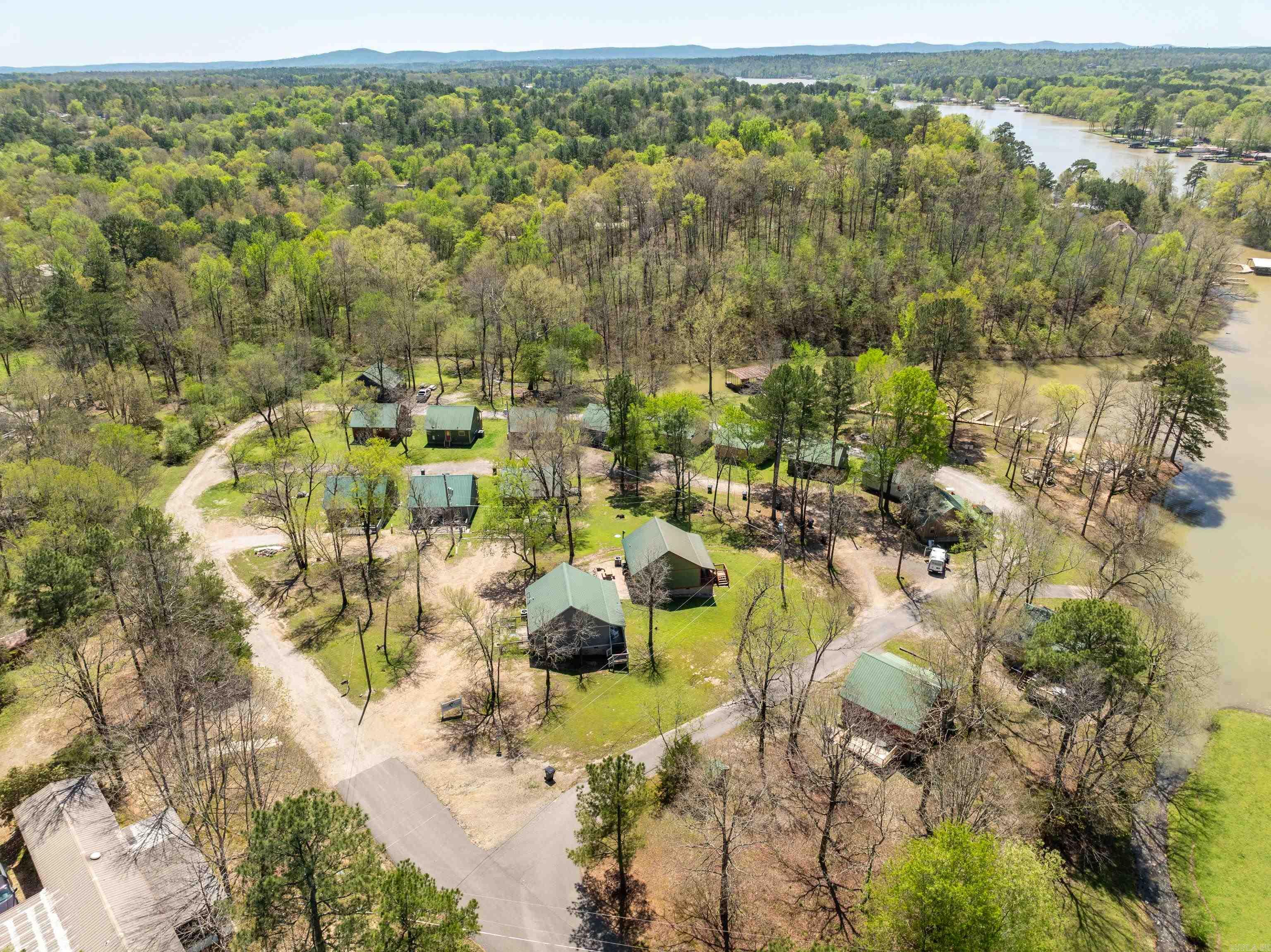 136 Shady Oak  Hot Springs, AR