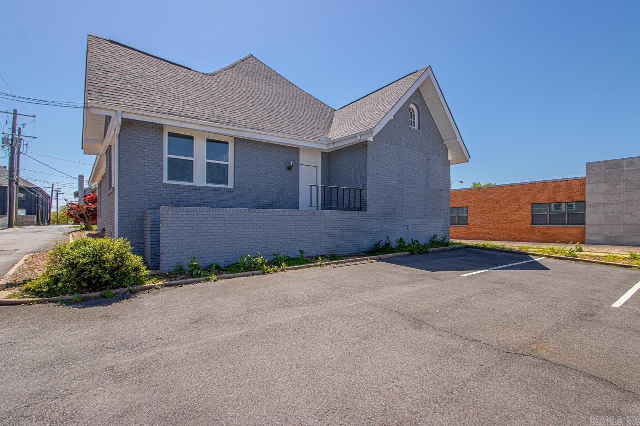 813 W 3rd  Little Rock, AR