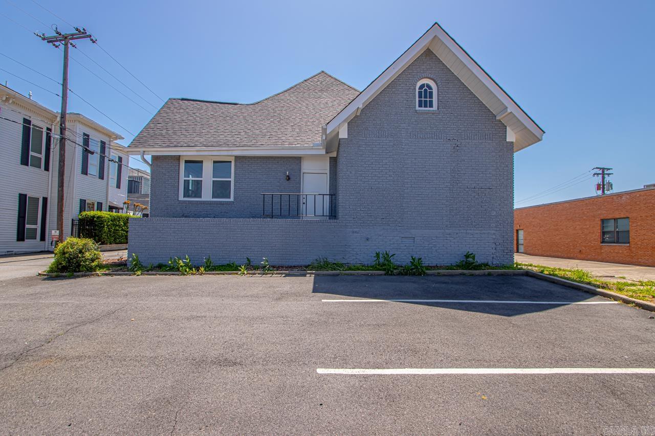 813 W 3rd  Little Rock, AR