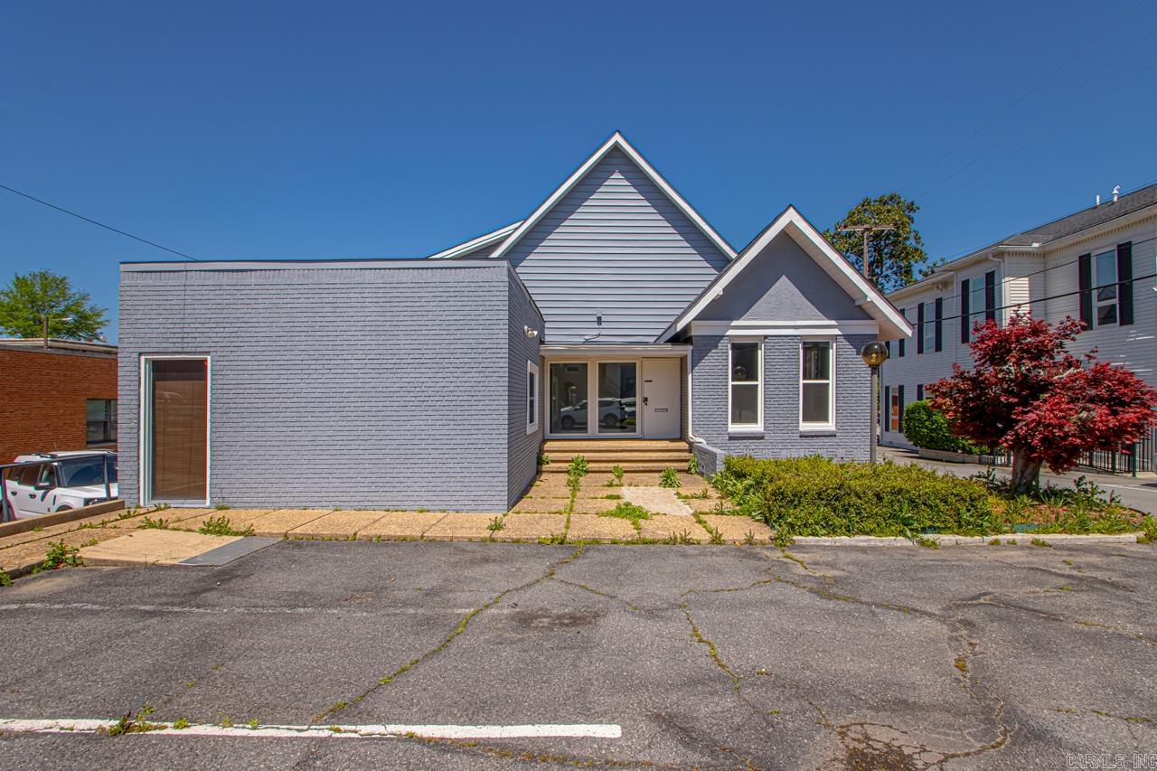 813 W 3rd  Little Rock, AR