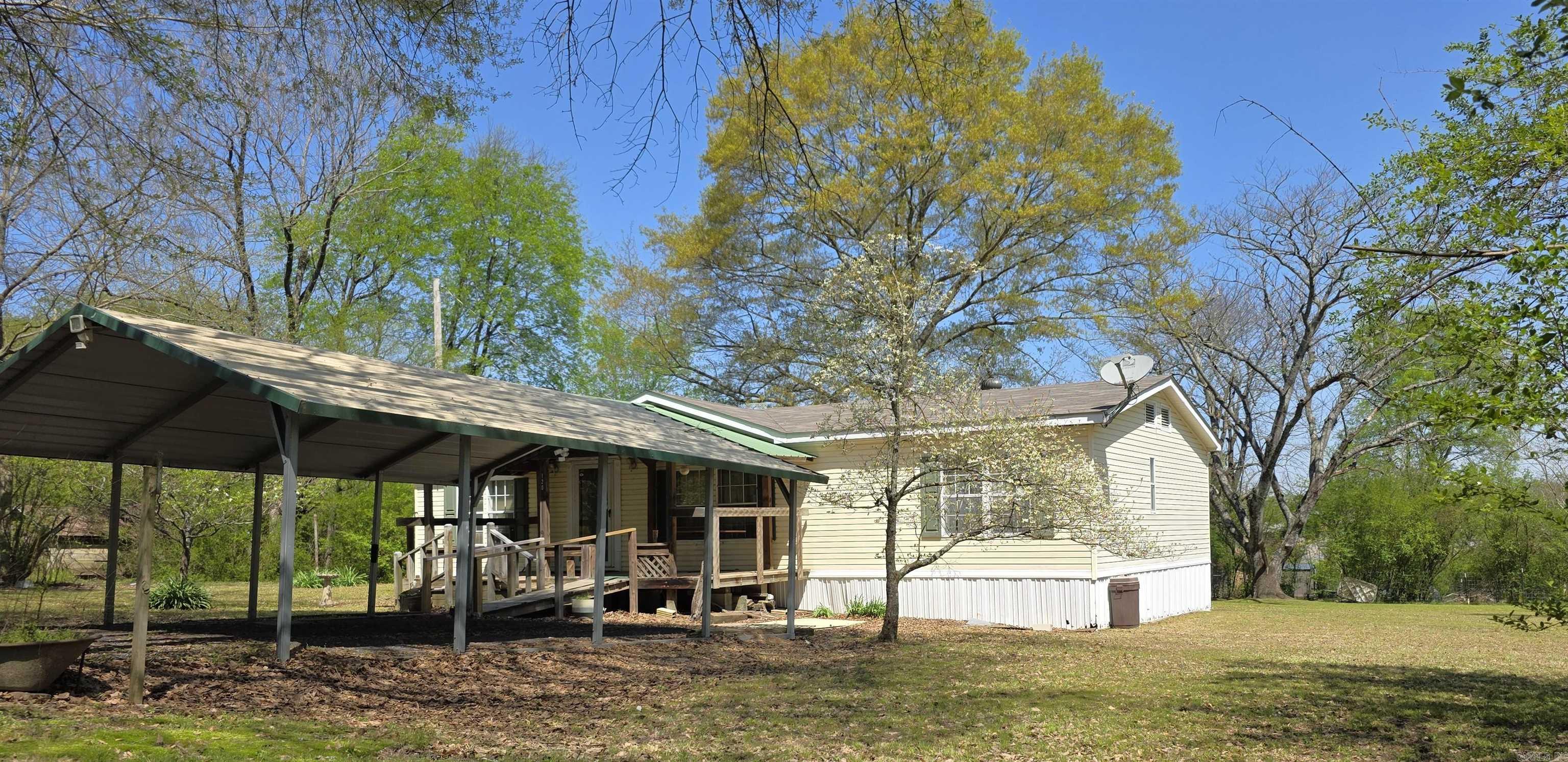 120 Kings Circle Hatfield, AR 71945