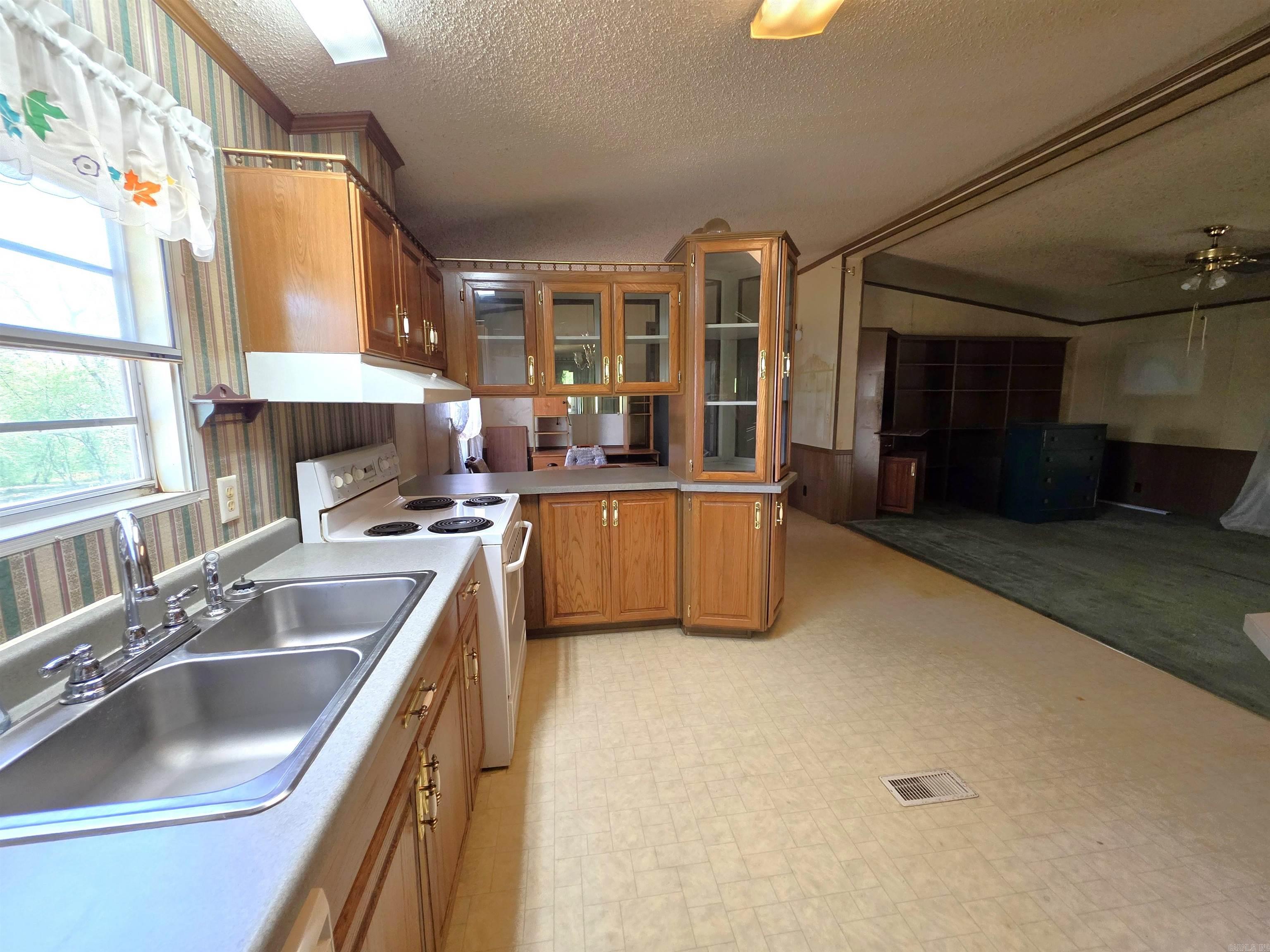 120 Kings Circle Hatfield, AR 71945