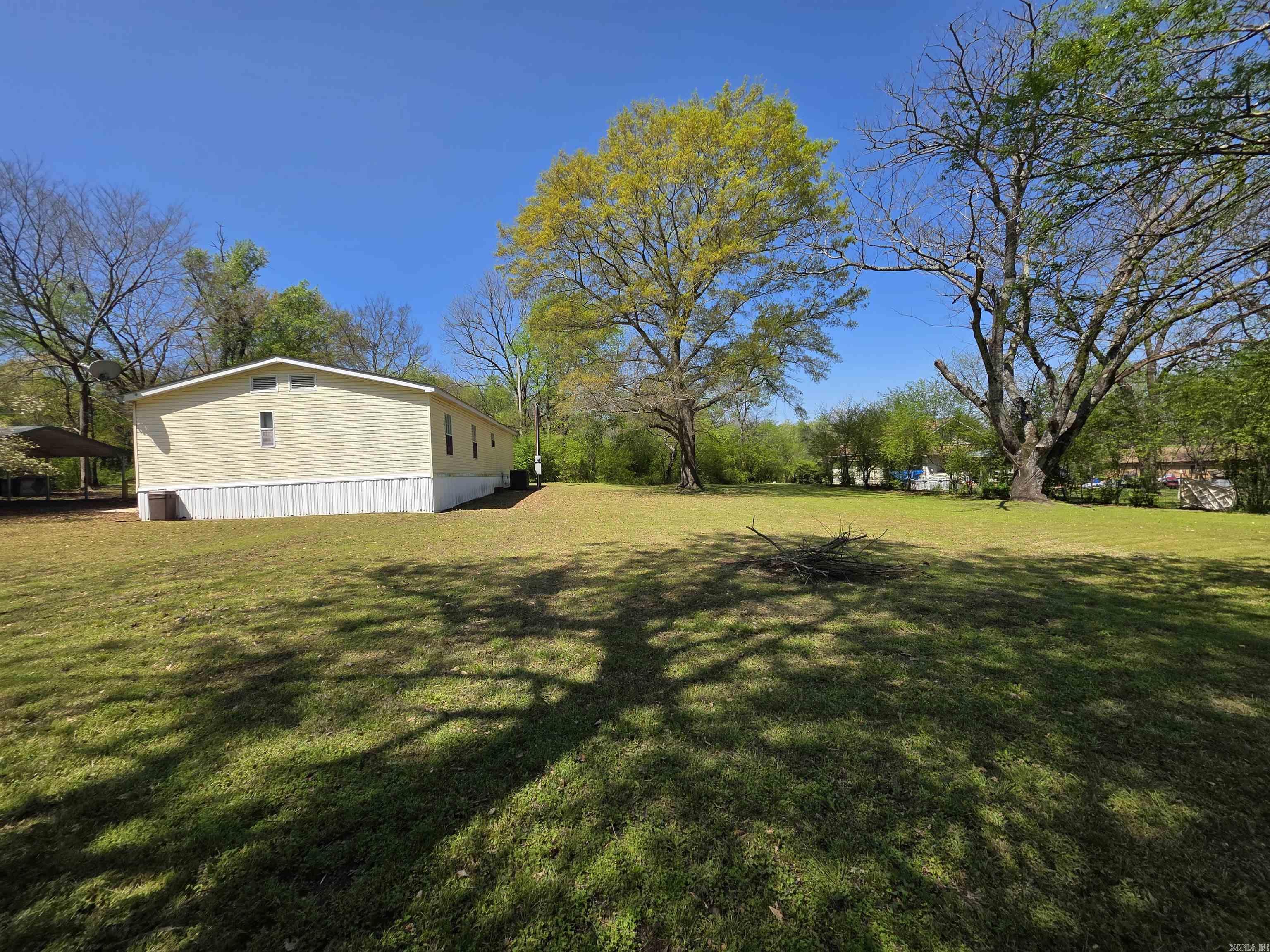 120 Kings Circle Hatfield, AR 71945