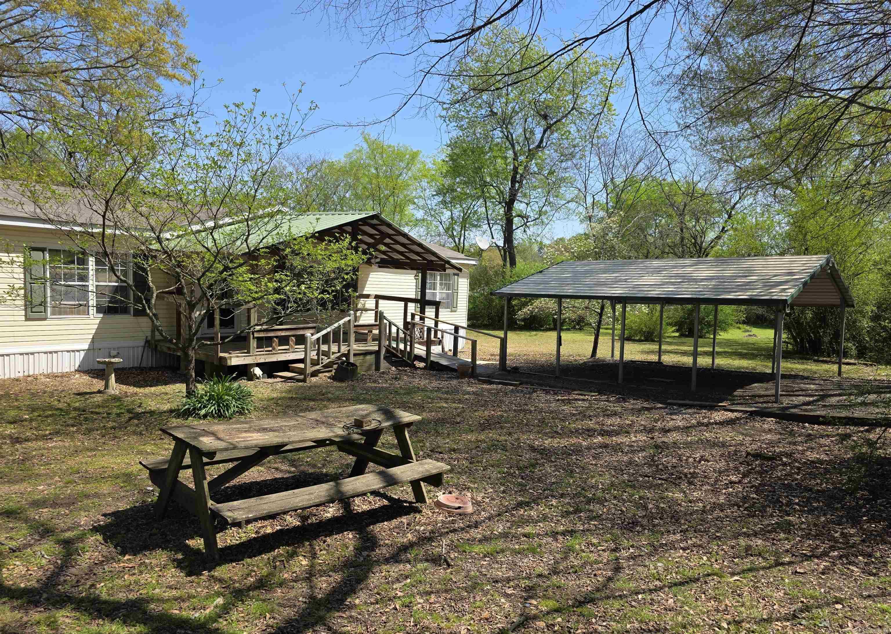 120 Kings Circle Hatfield, AR 71945