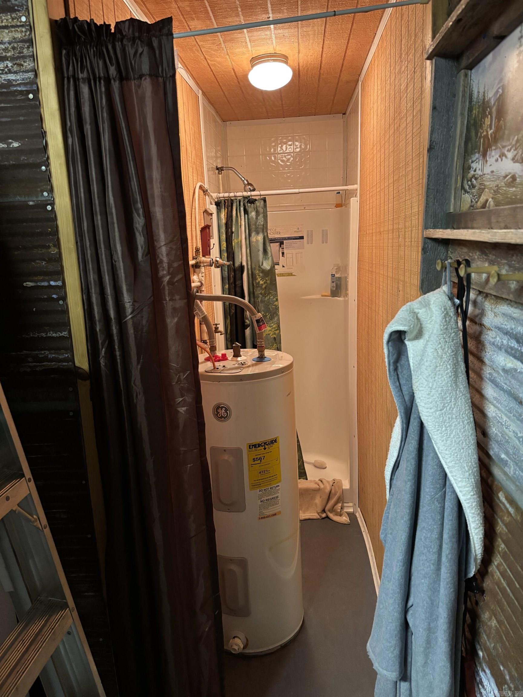 529 Mayfield  Flippin, AR