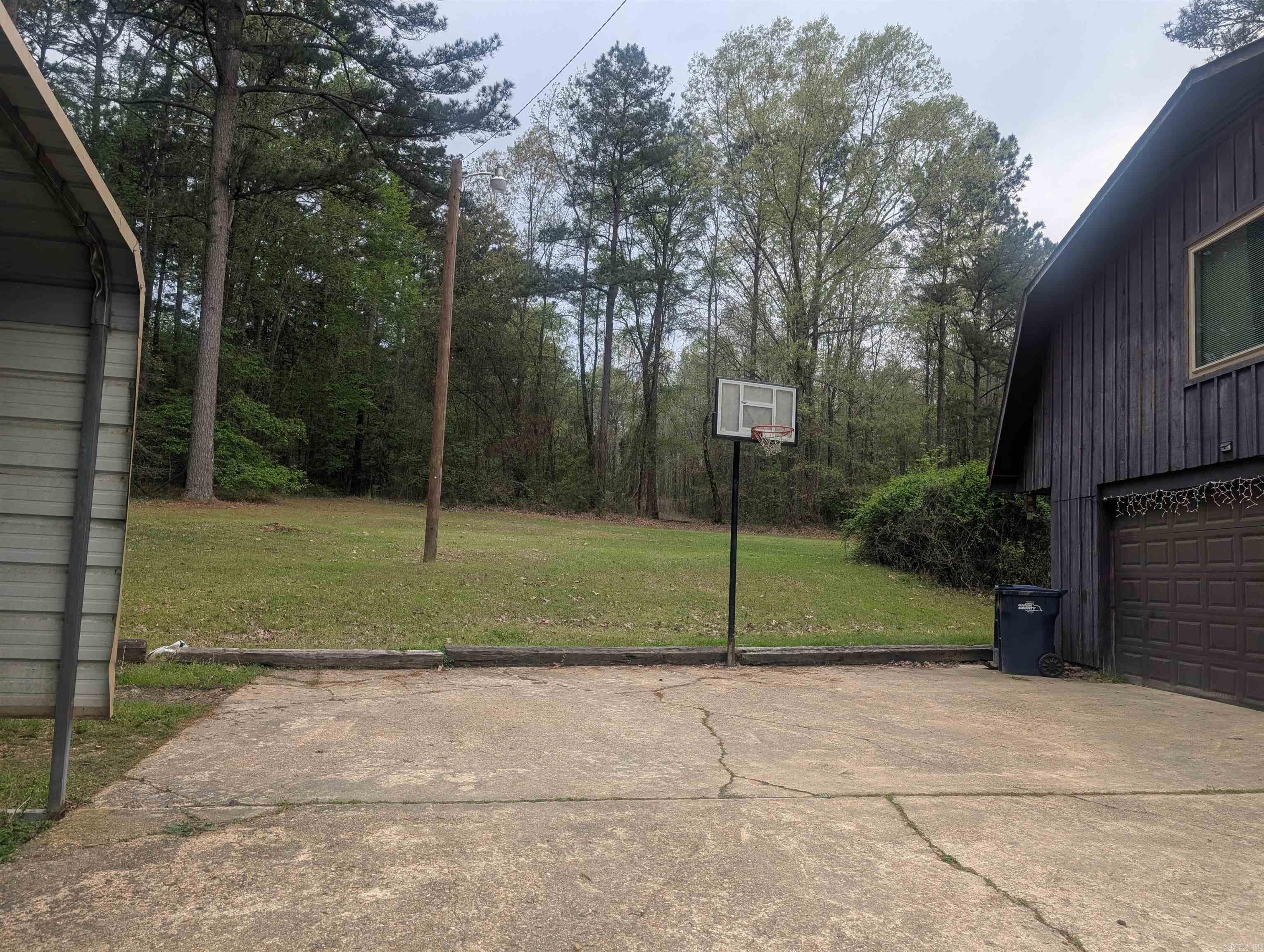 1038 Stephens Hwy  Mt. Holly, AR