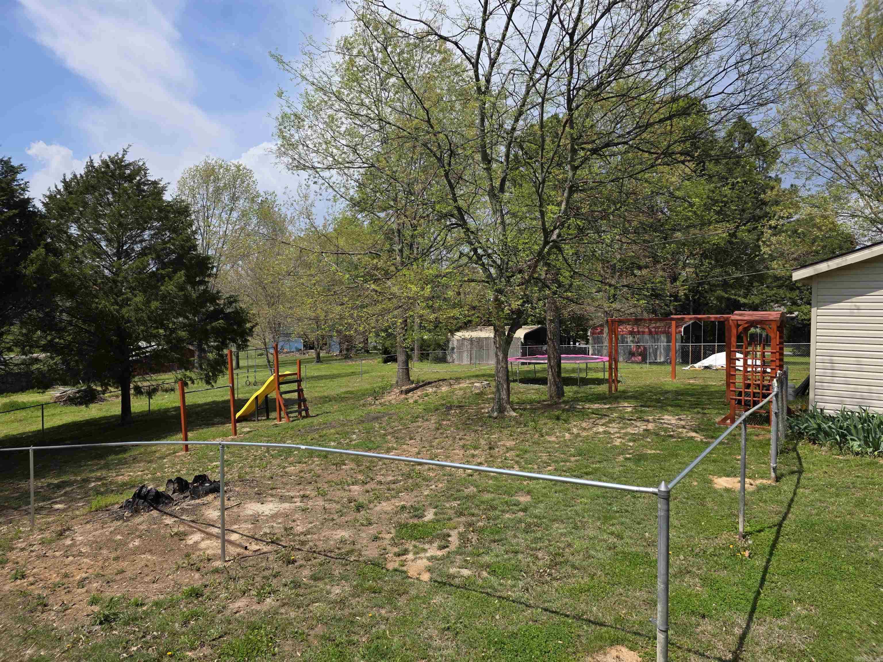 2601 Hatcher Dr Paragould, AR 72450