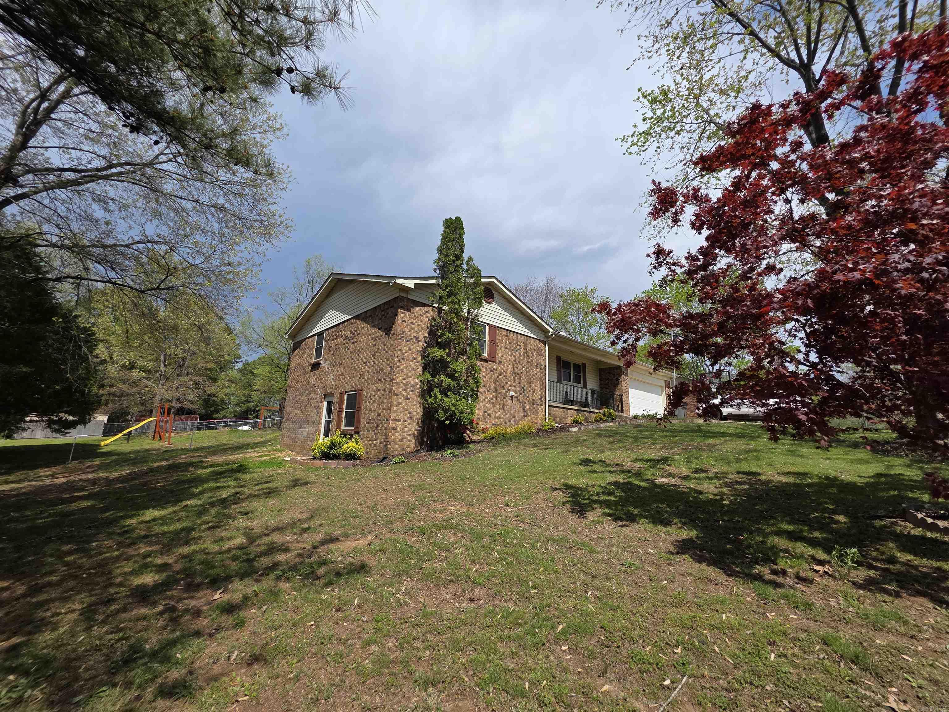 2601 Hatcher Dr Paragould, AR 72450