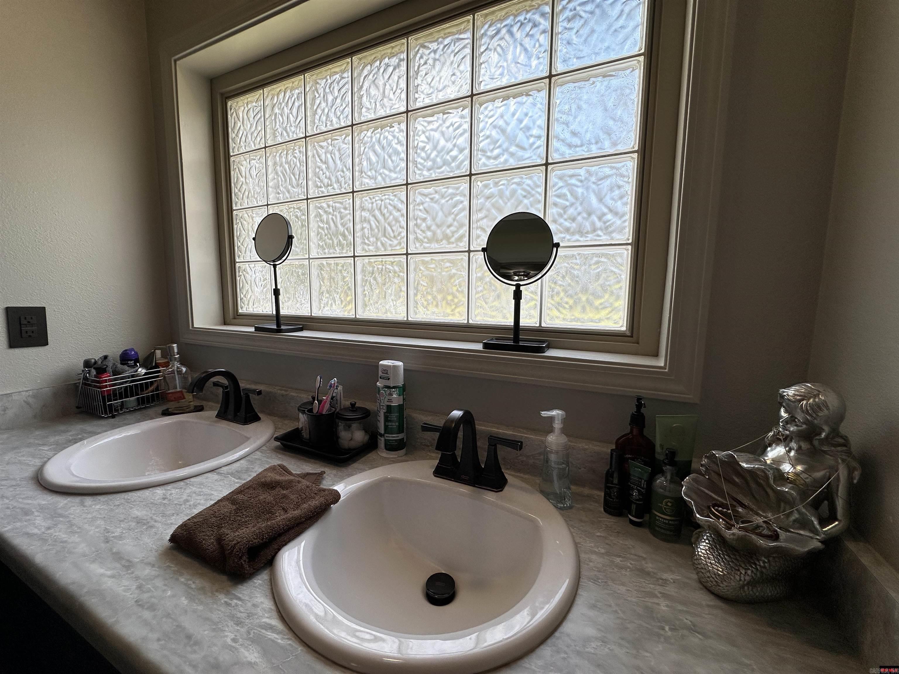 13534 MC 8001  Yellville, AR