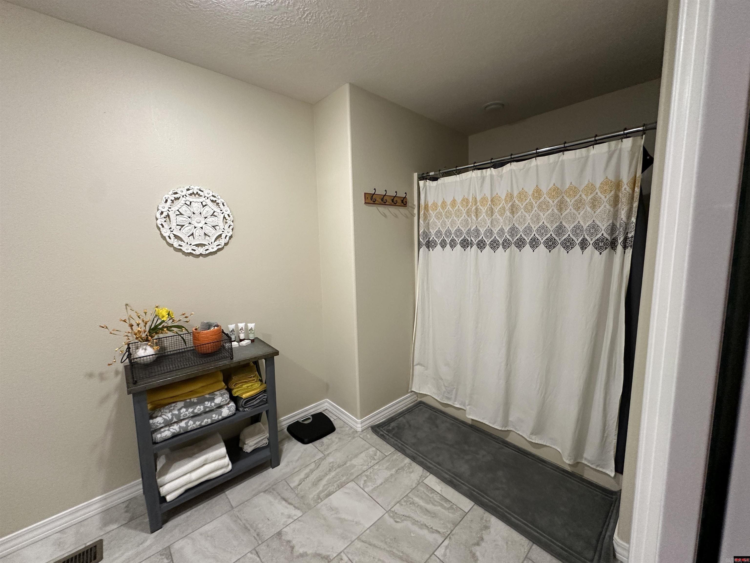 13534 MC 8001  Yellville, AR