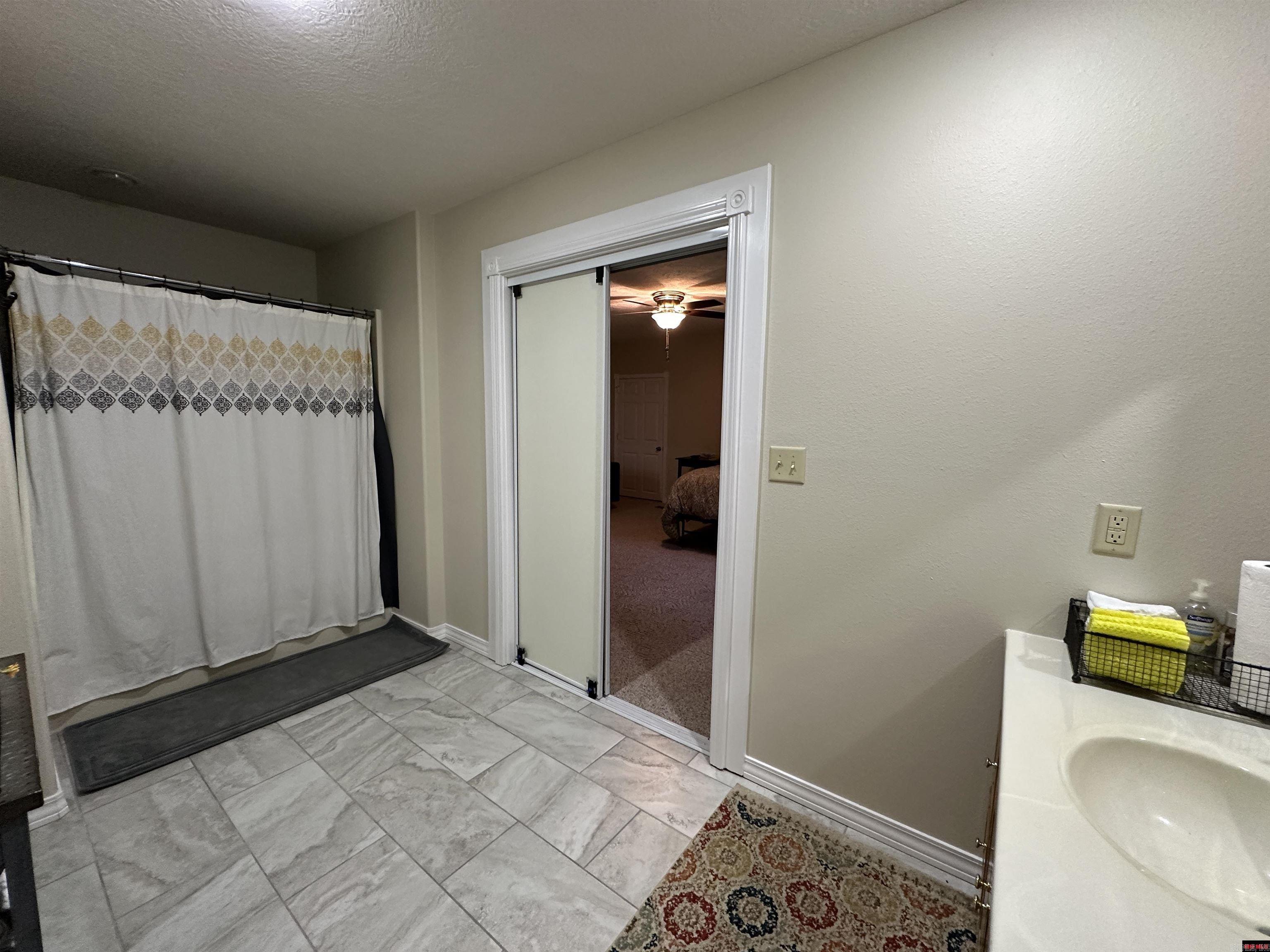 13534 MC 8001  Yellville, AR