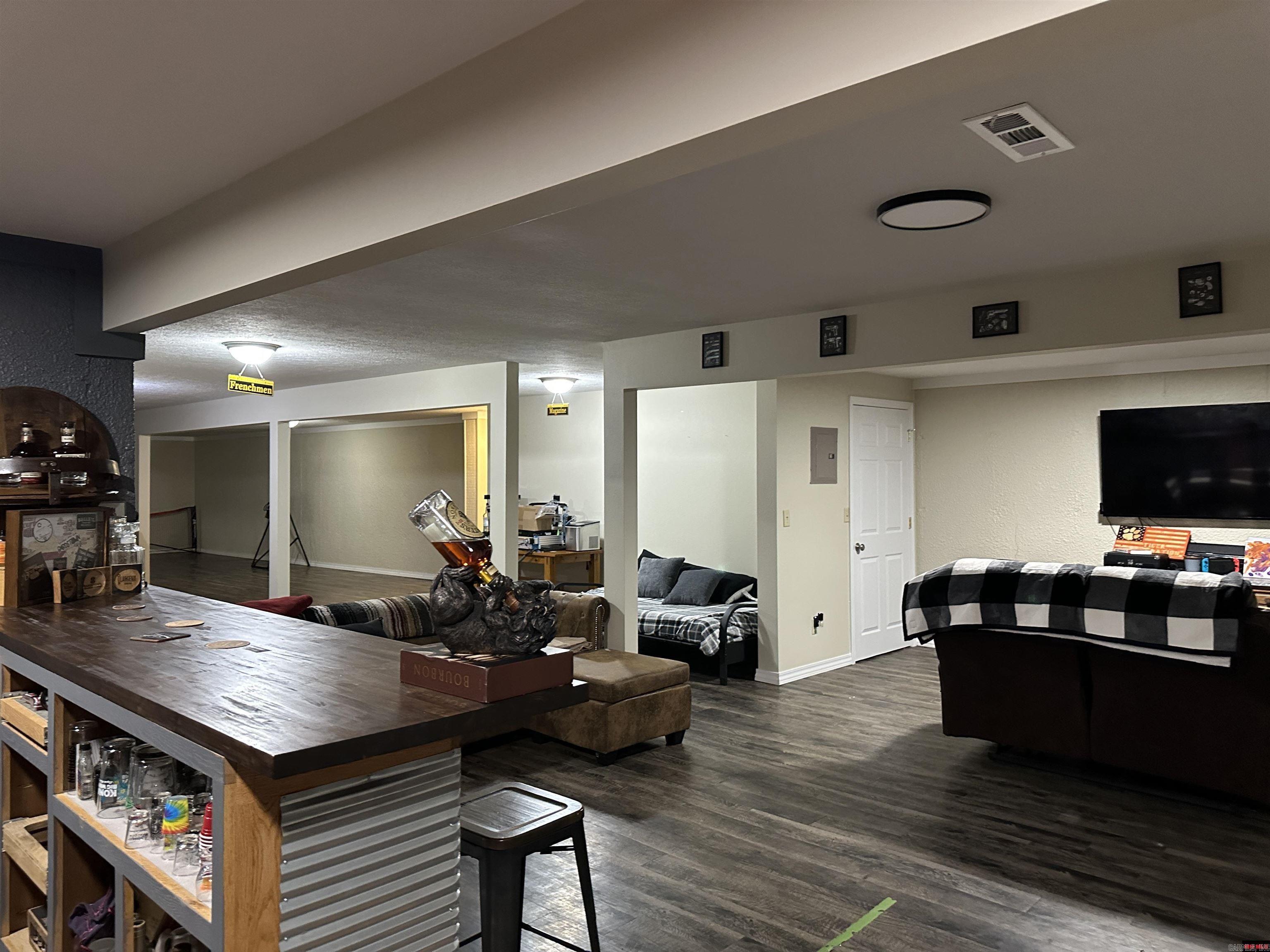 13534 MC 8001  Yellville, AR