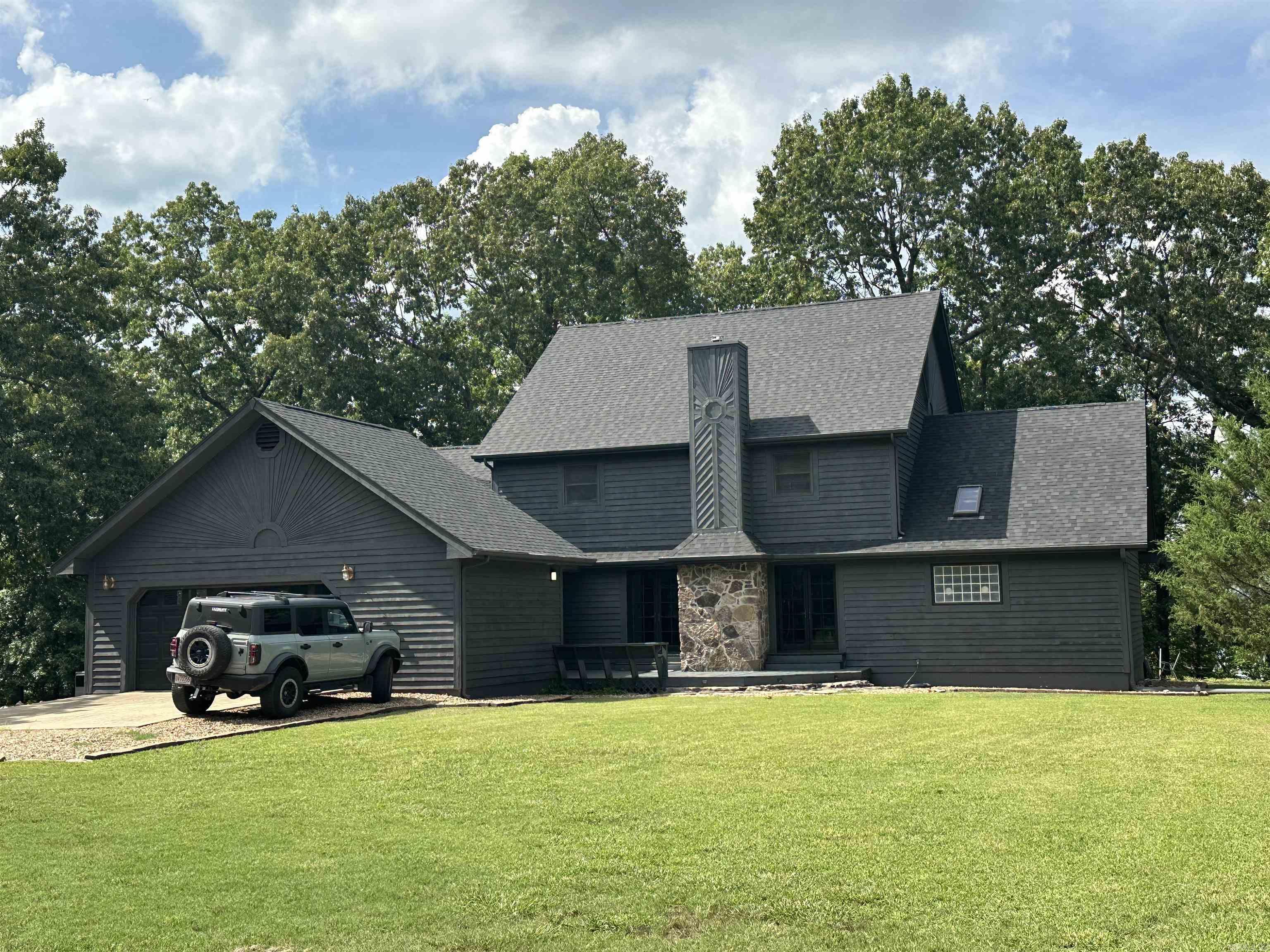 13534 MC 8001  Yellville, AR