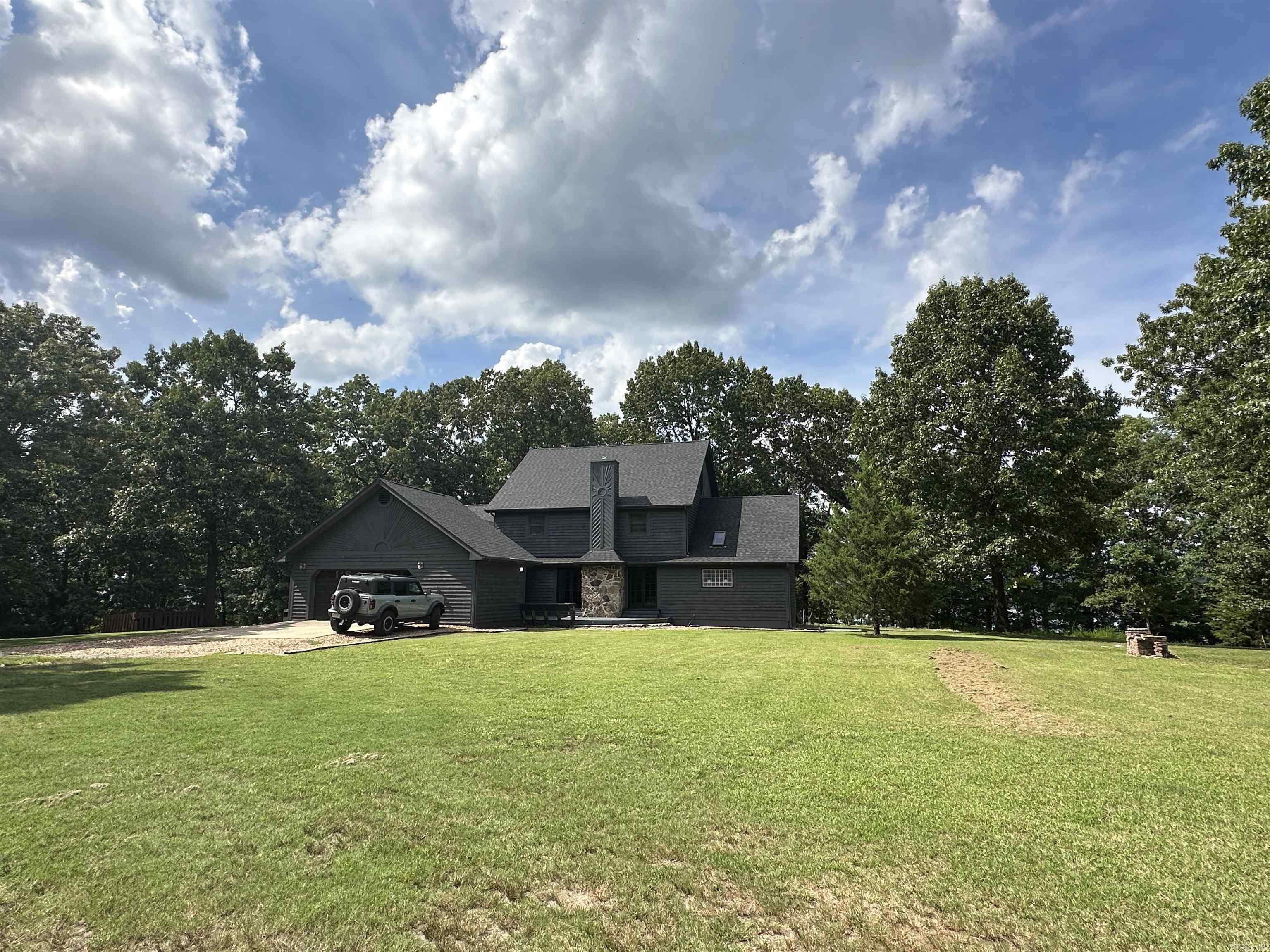 13534 MC 8001  Yellville, AR