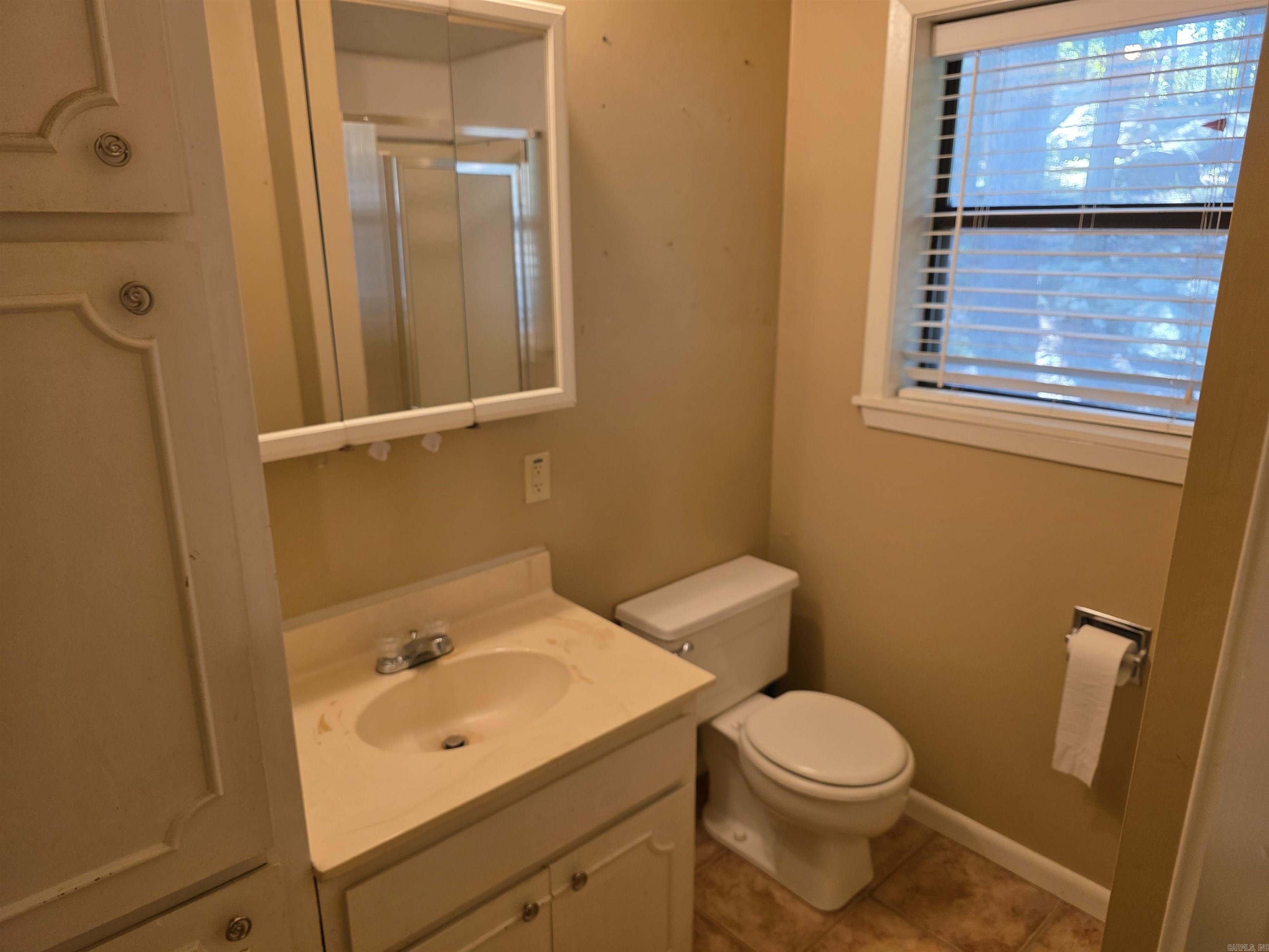 127 Short Haven Ln.  Fairfield Bay, AR