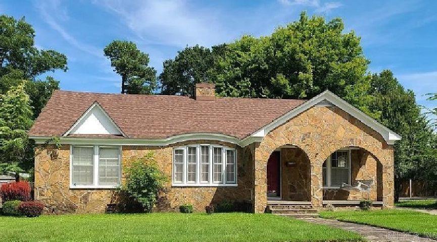 409 W H Avenue North Little Rock, AR 72116