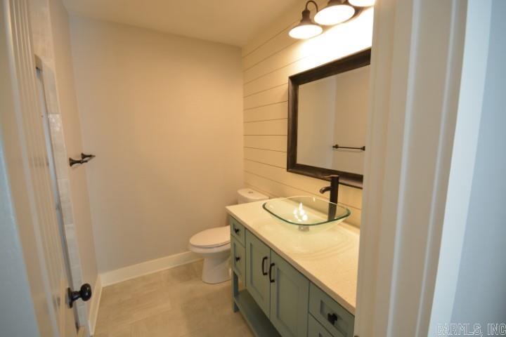 12904 Southridge Drive Little Rock, AR 72212-1633