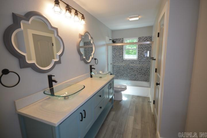 12904 Southridge Drive Little Rock, AR 72212-1633