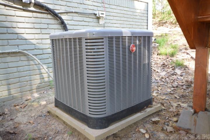 12904 Southridge Drive Little Rock, AR 72212-1633